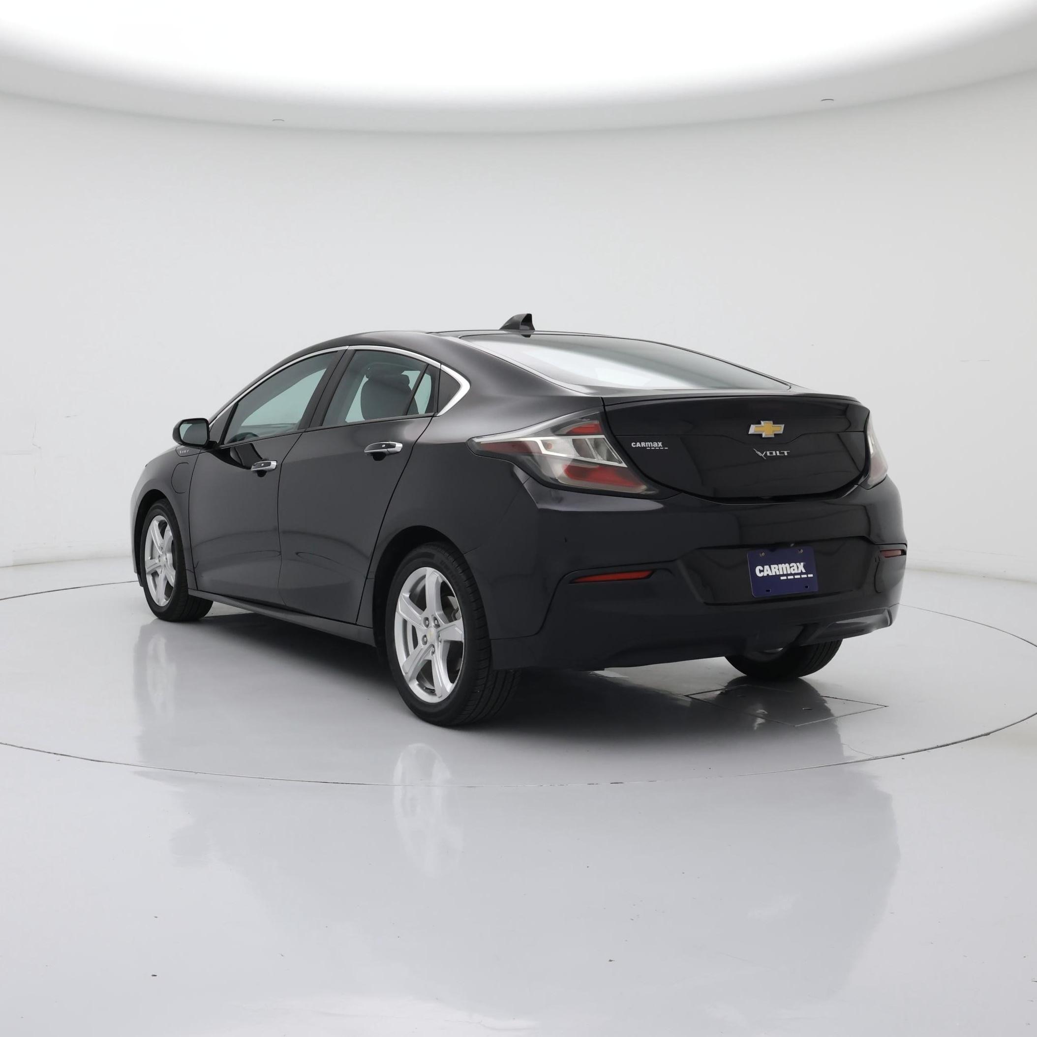 Thumbnail: 2016 Chevrolet Volt - 2