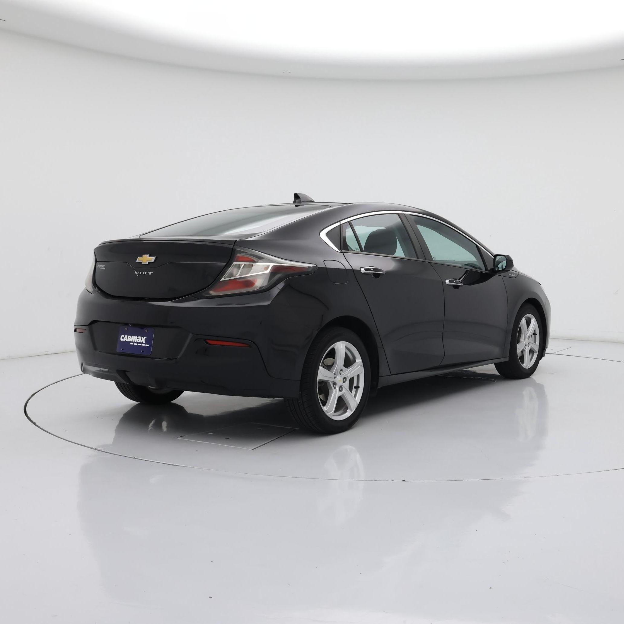 Thumbnail: 2016 Chevrolet Volt - 8