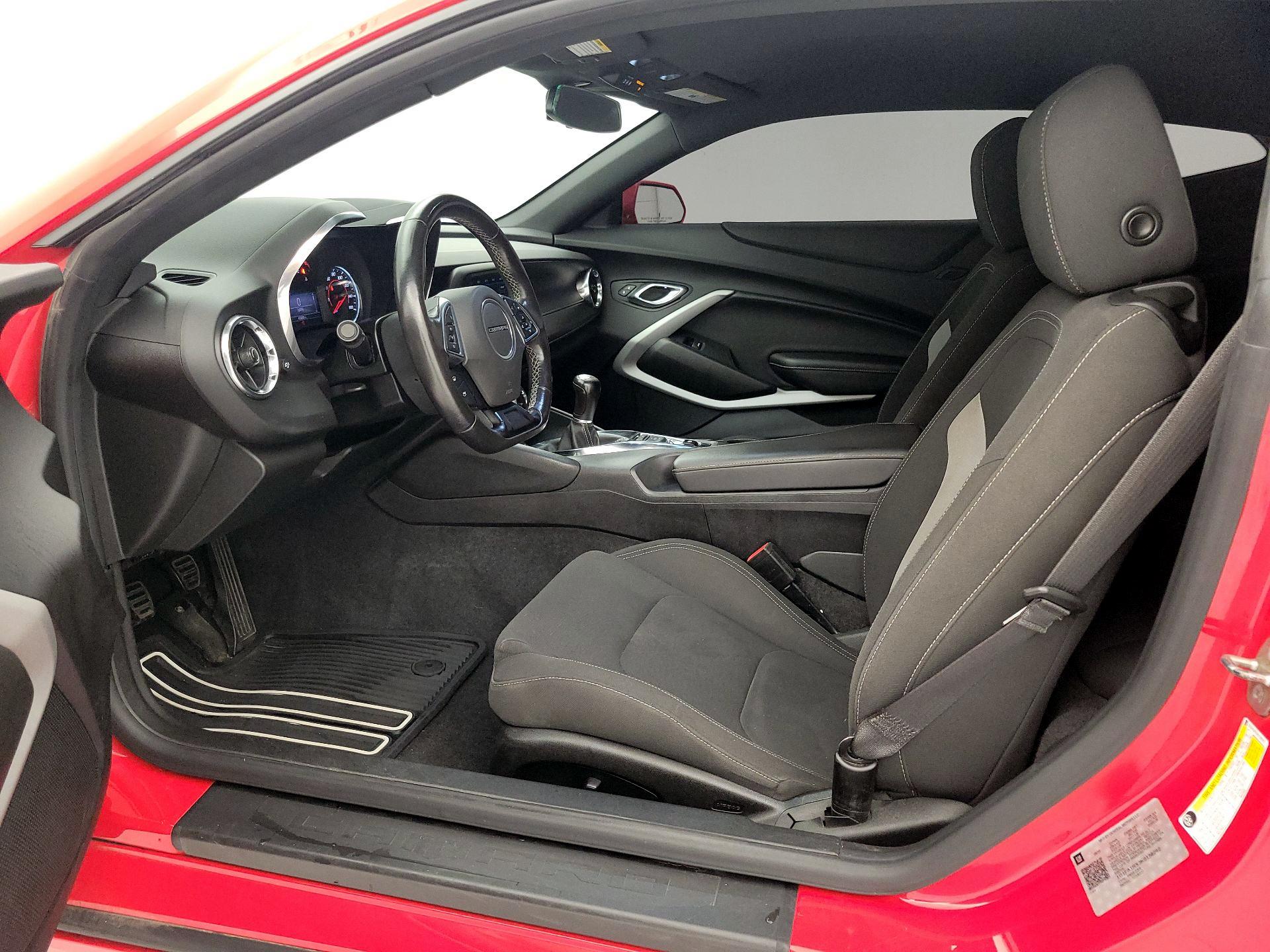Thumbnail: 2019 Chevrolet Camaro - 11
