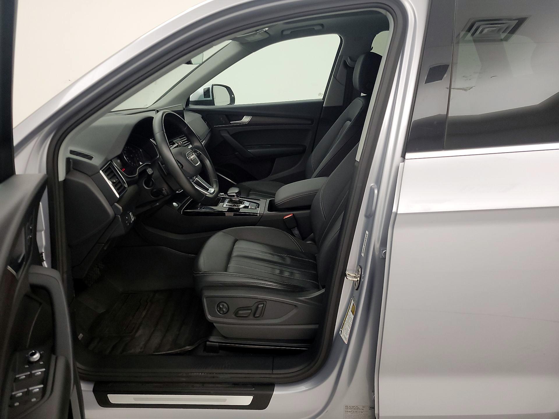 Thumbnail: 2021 Audi Q5 - 11