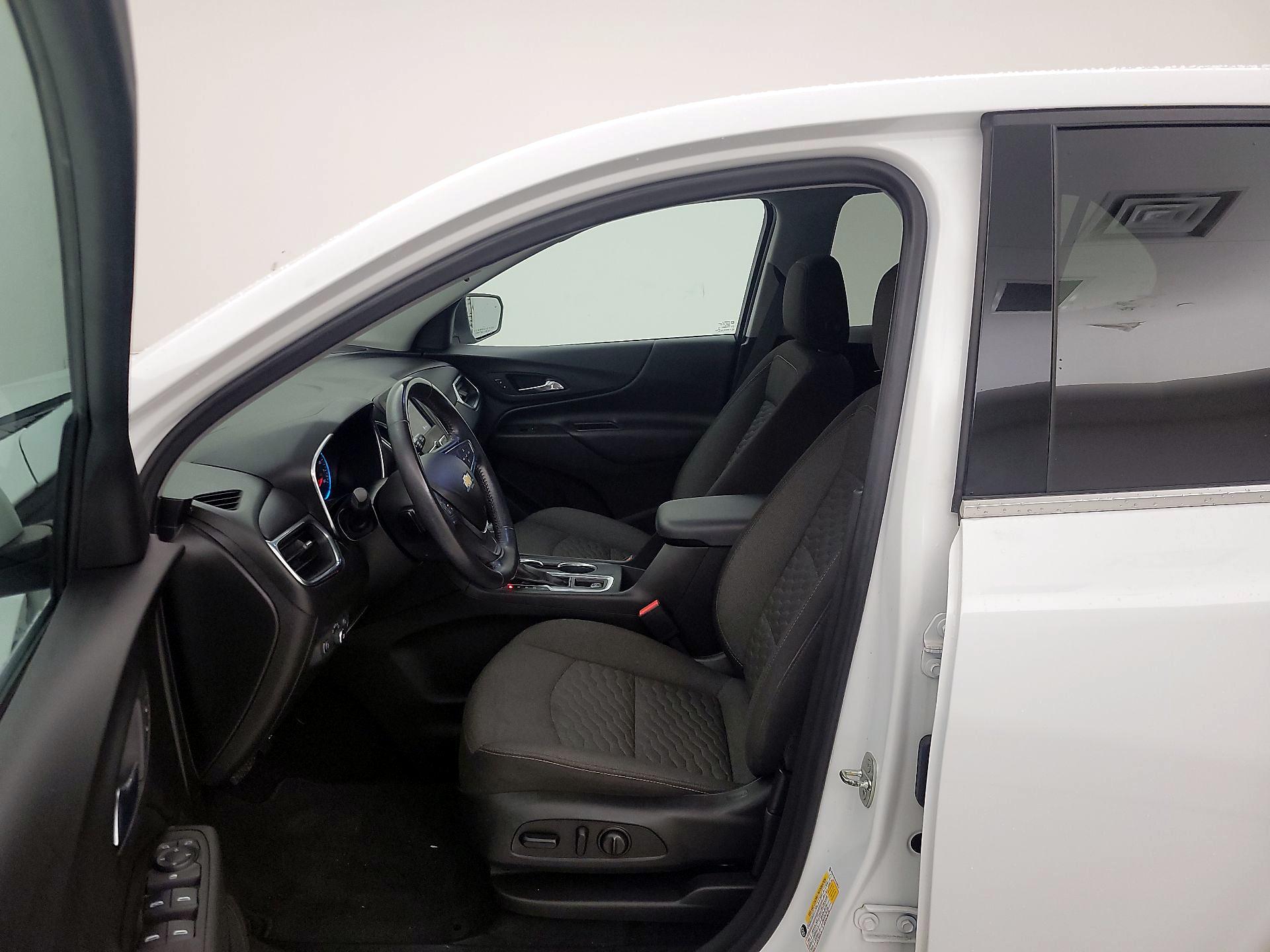 Thumbnail: 2020 Chevrolet Equinox - 11