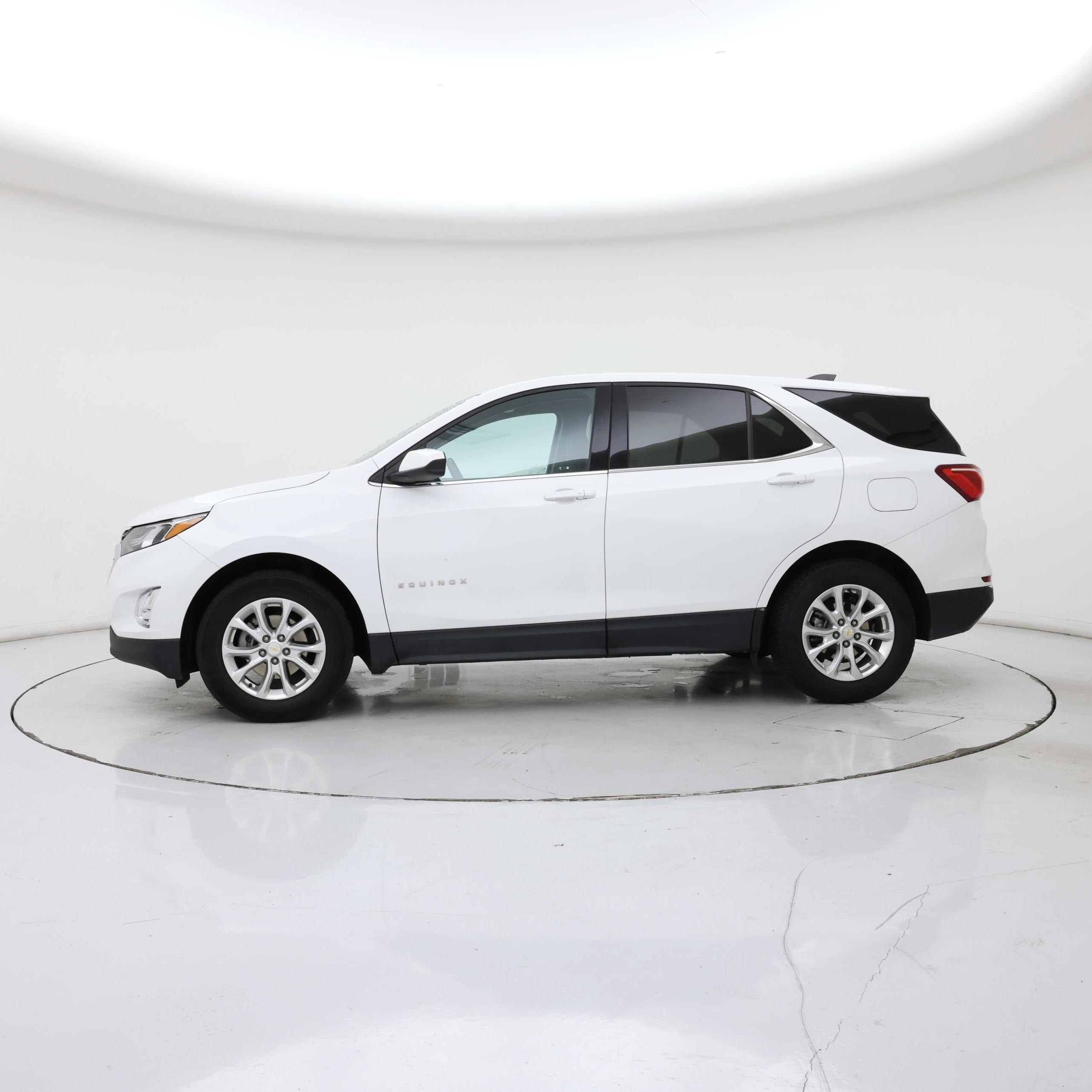 Thumbnail: 2020 Chevrolet Equinox - 3