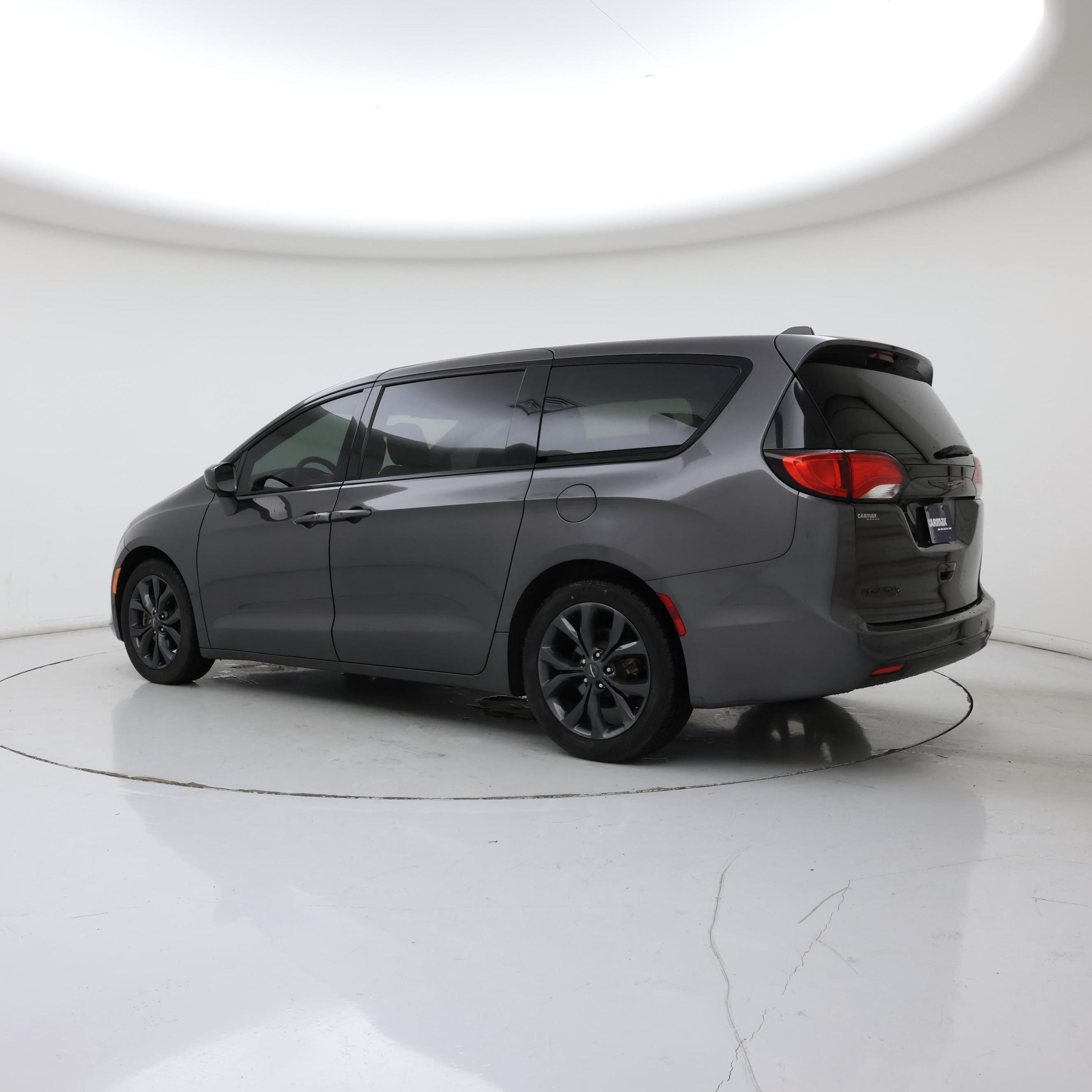Thumbnail: 2020 Chrysler Pacifica - 2