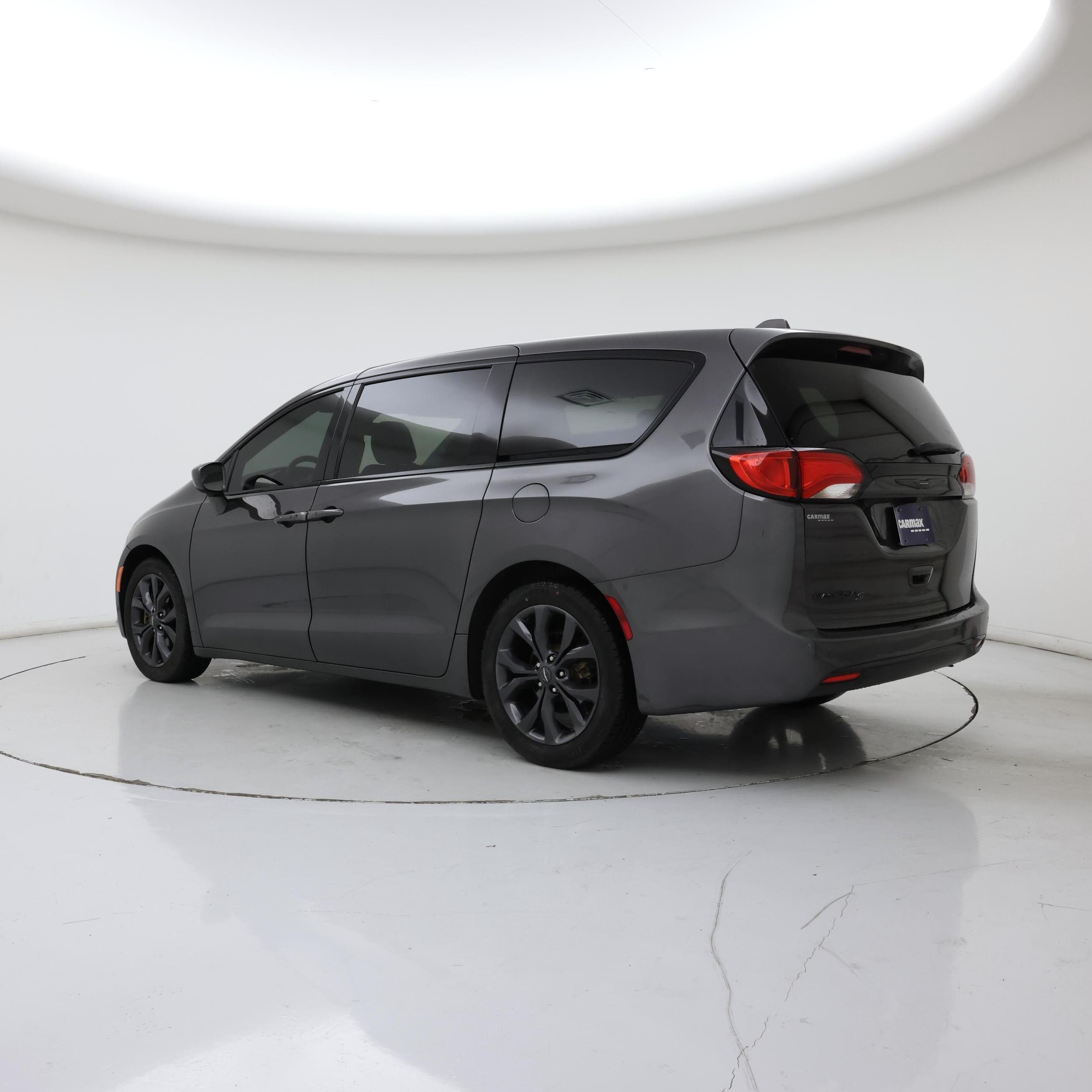 Thumbnail: 2020 Chrysler Pacifica - 4