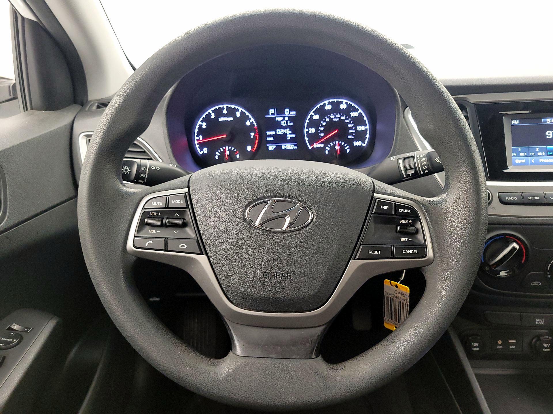 Thumbnail: 2019 Hyundai Accent - 10
