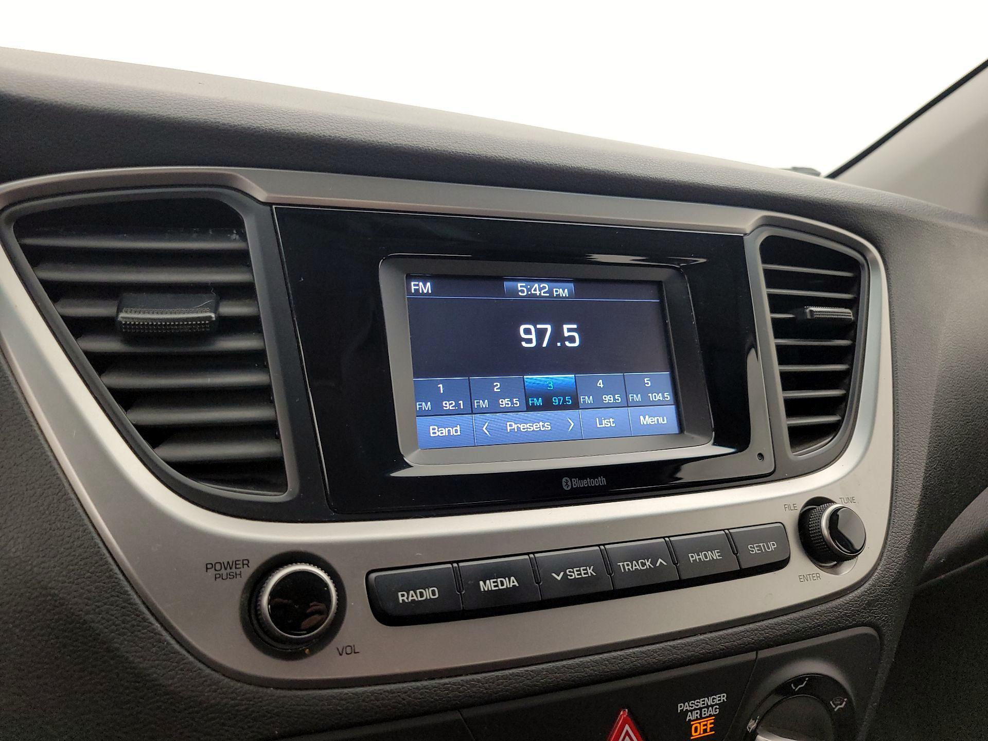 Thumbnail: 2019 Hyundai Accent - 15