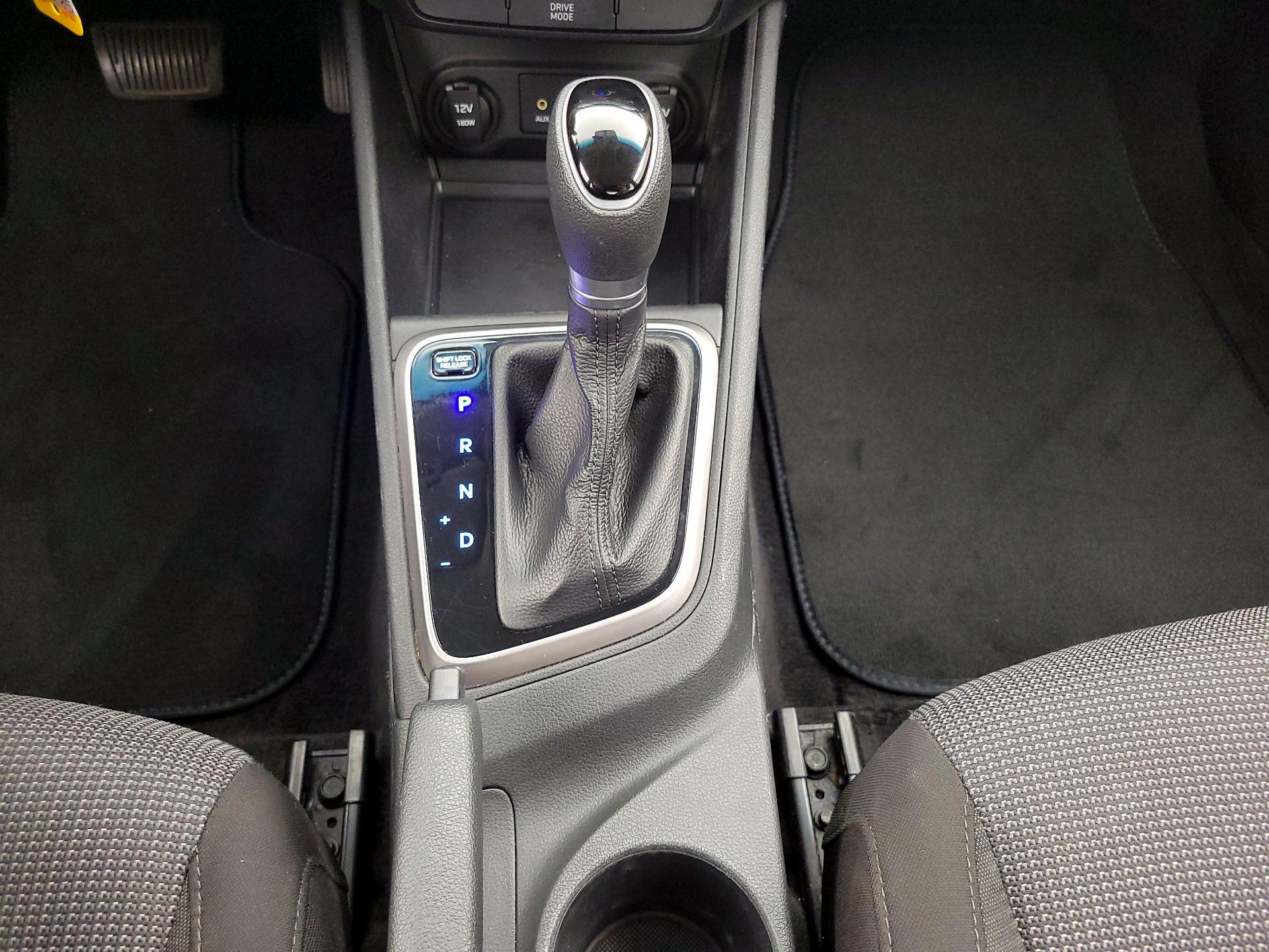 Thumbnail: 2019 Hyundai Accent - 17