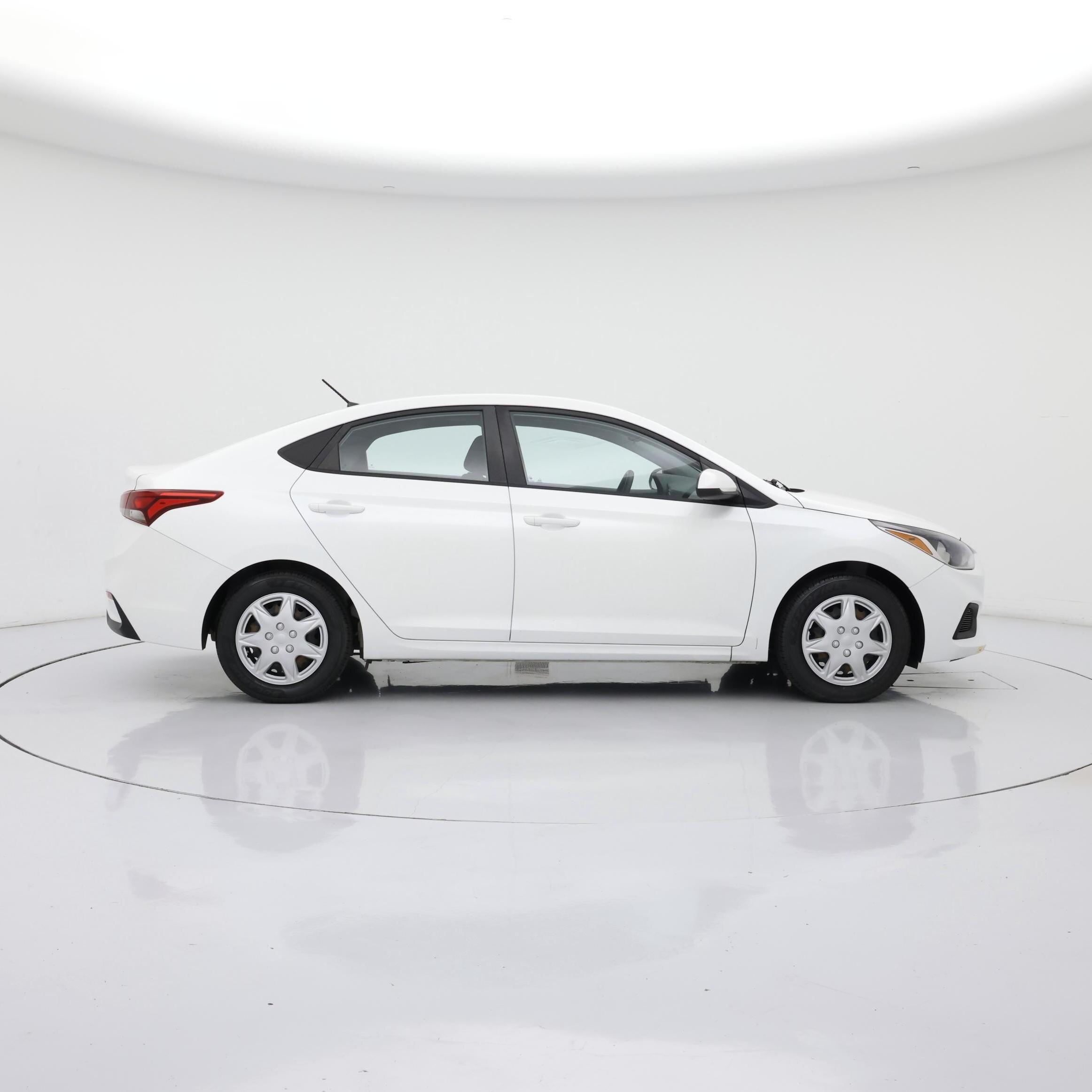 Thumbnail: 2019 Hyundai Accent - 7