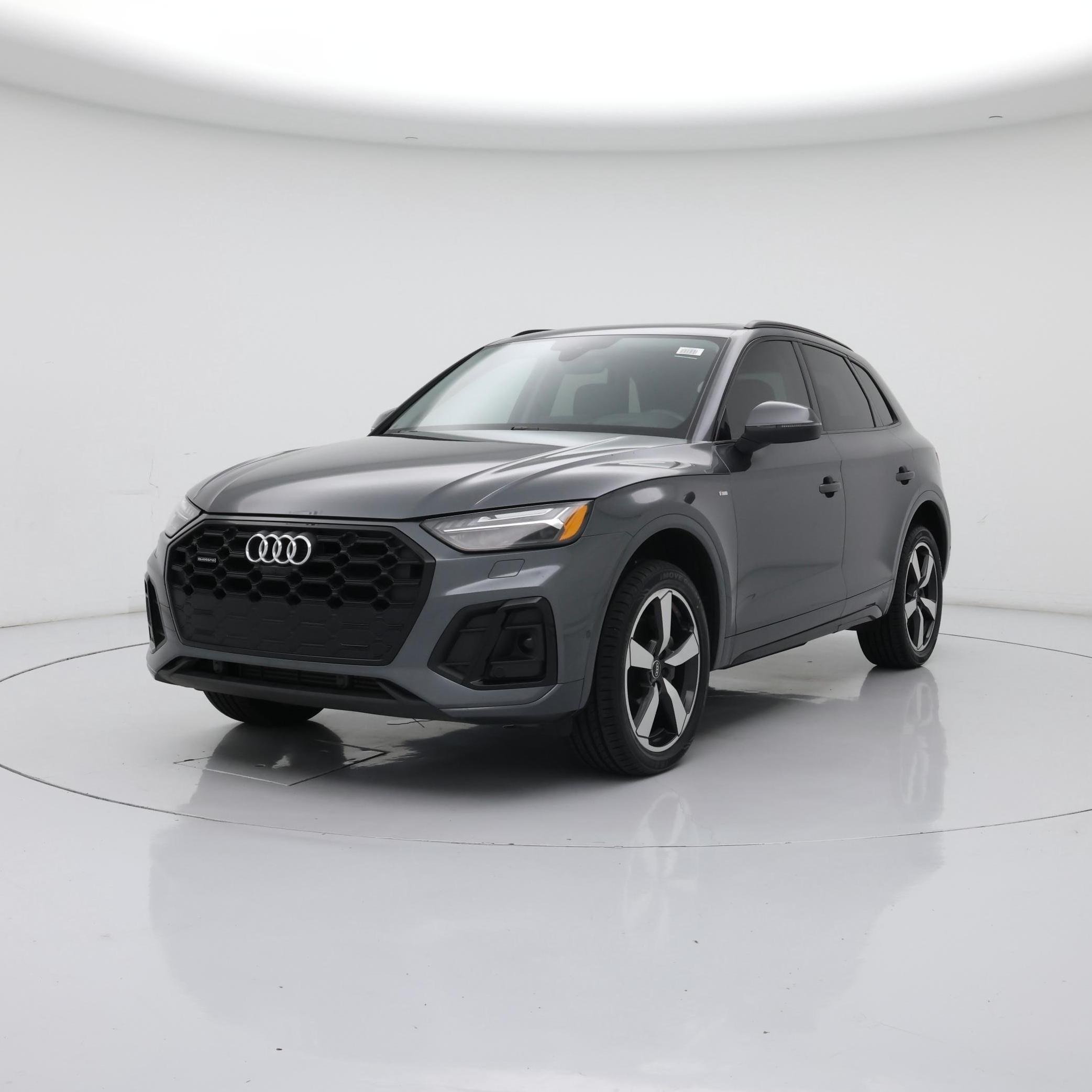 Thumbnail: 2022 Audi Q5 - 4