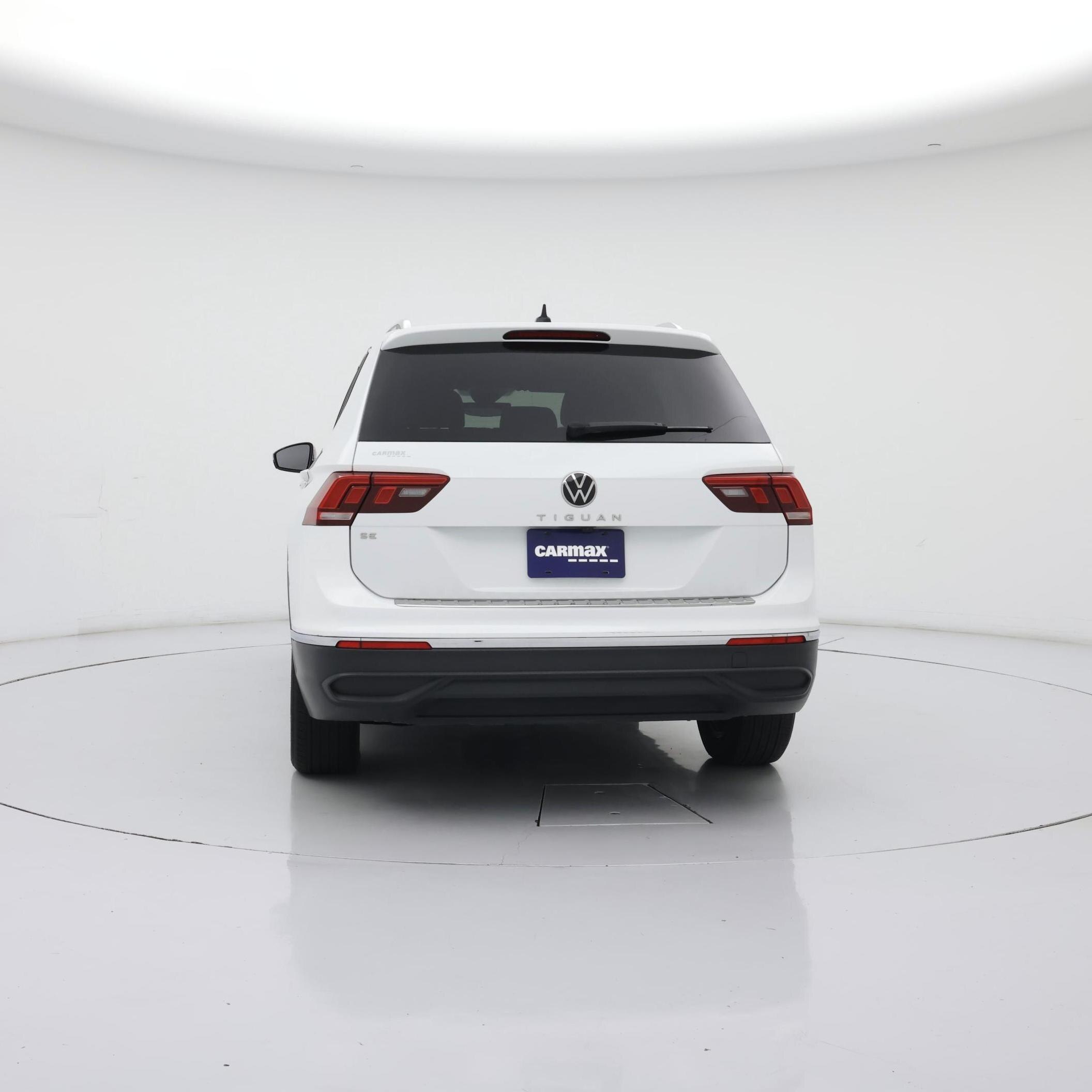 Thumbnail: 2022 Volkswagen Tiguan - 6