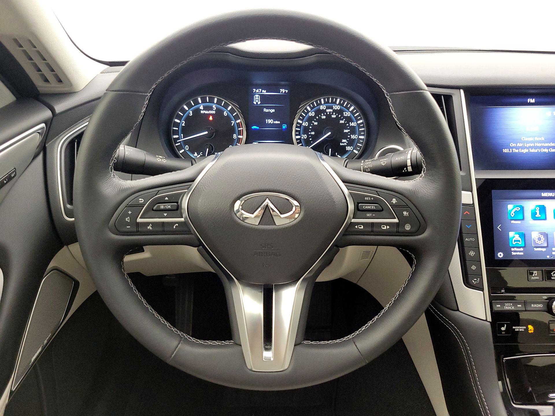 Thumbnail: 2022 INFINITI Q50 - 10