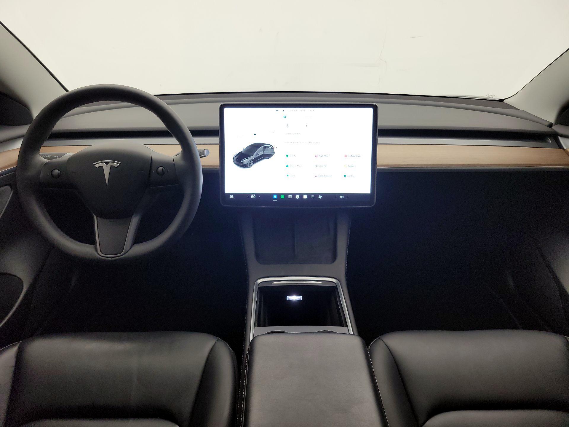 Thumbnail: 2021 Tesla Model 3 - 9