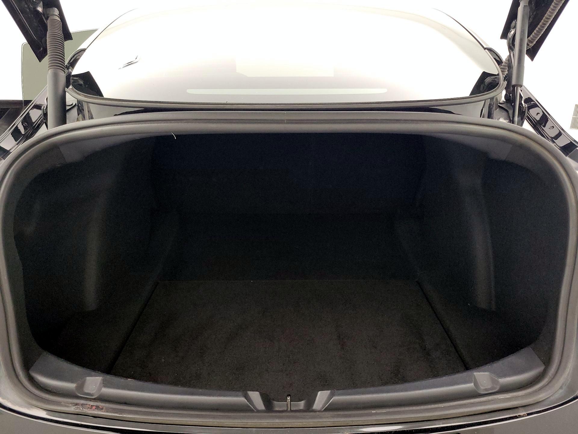 Thumbnail: 2021 Tesla Model 3 - 19