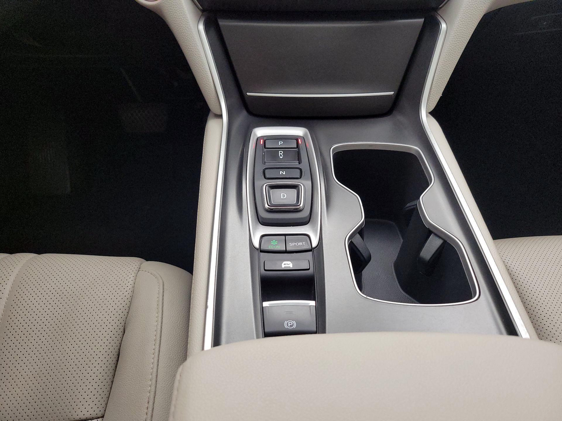 Thumbnail: 2020 Honda Accord - 18
