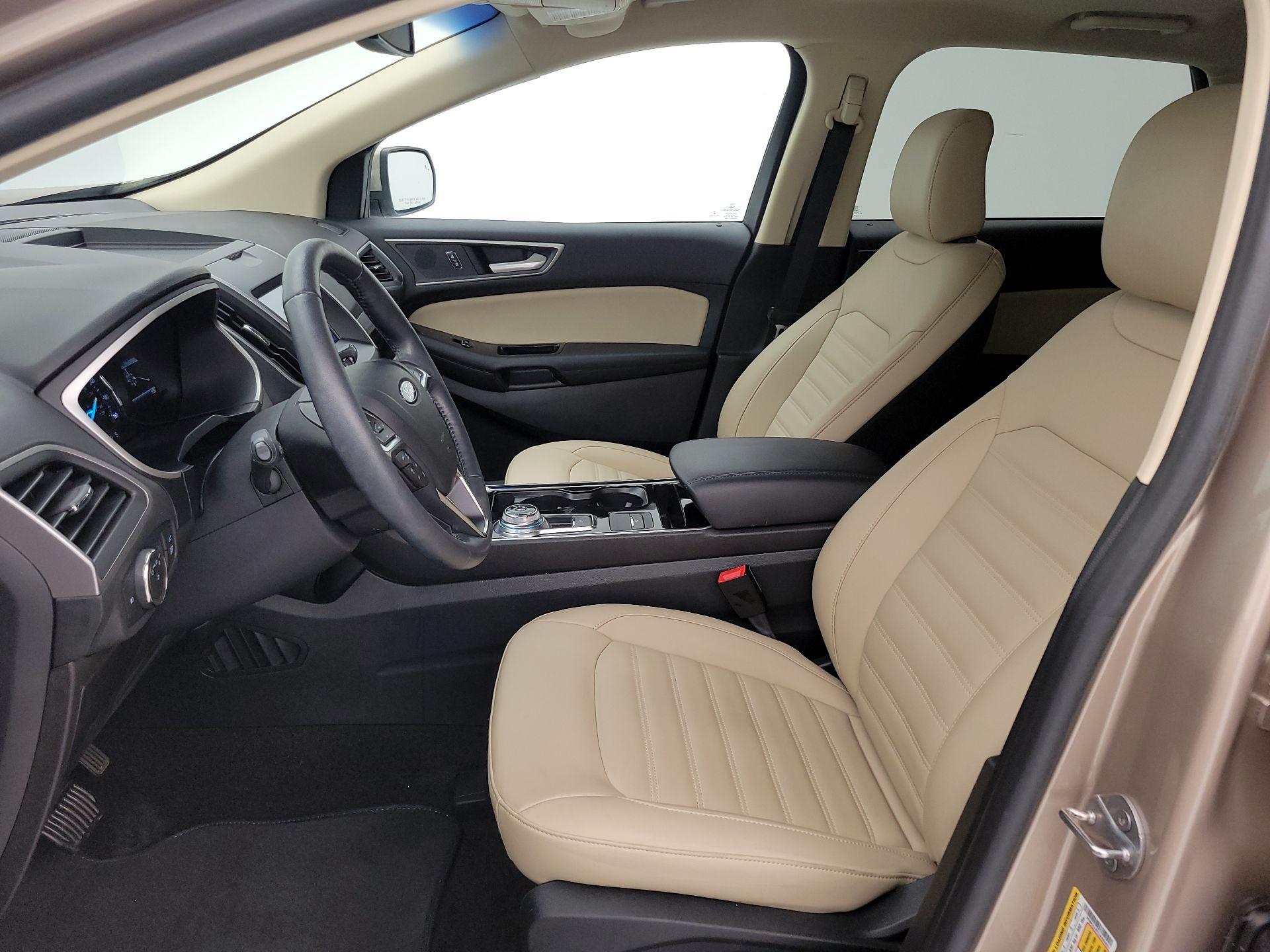 Thumbnail: 2020 Ford Edge - 11
