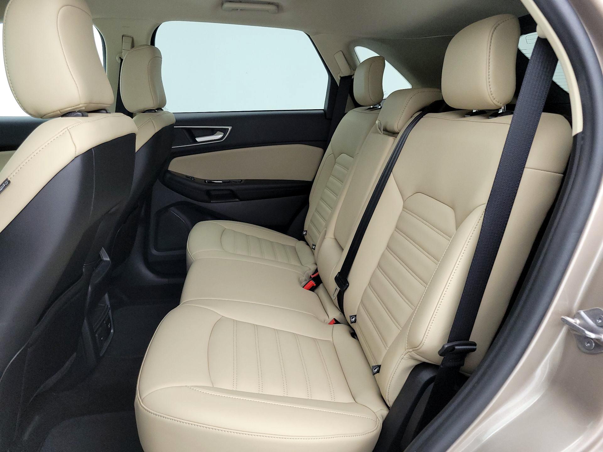 Thumbnail: 2020 Ford Edge - 20