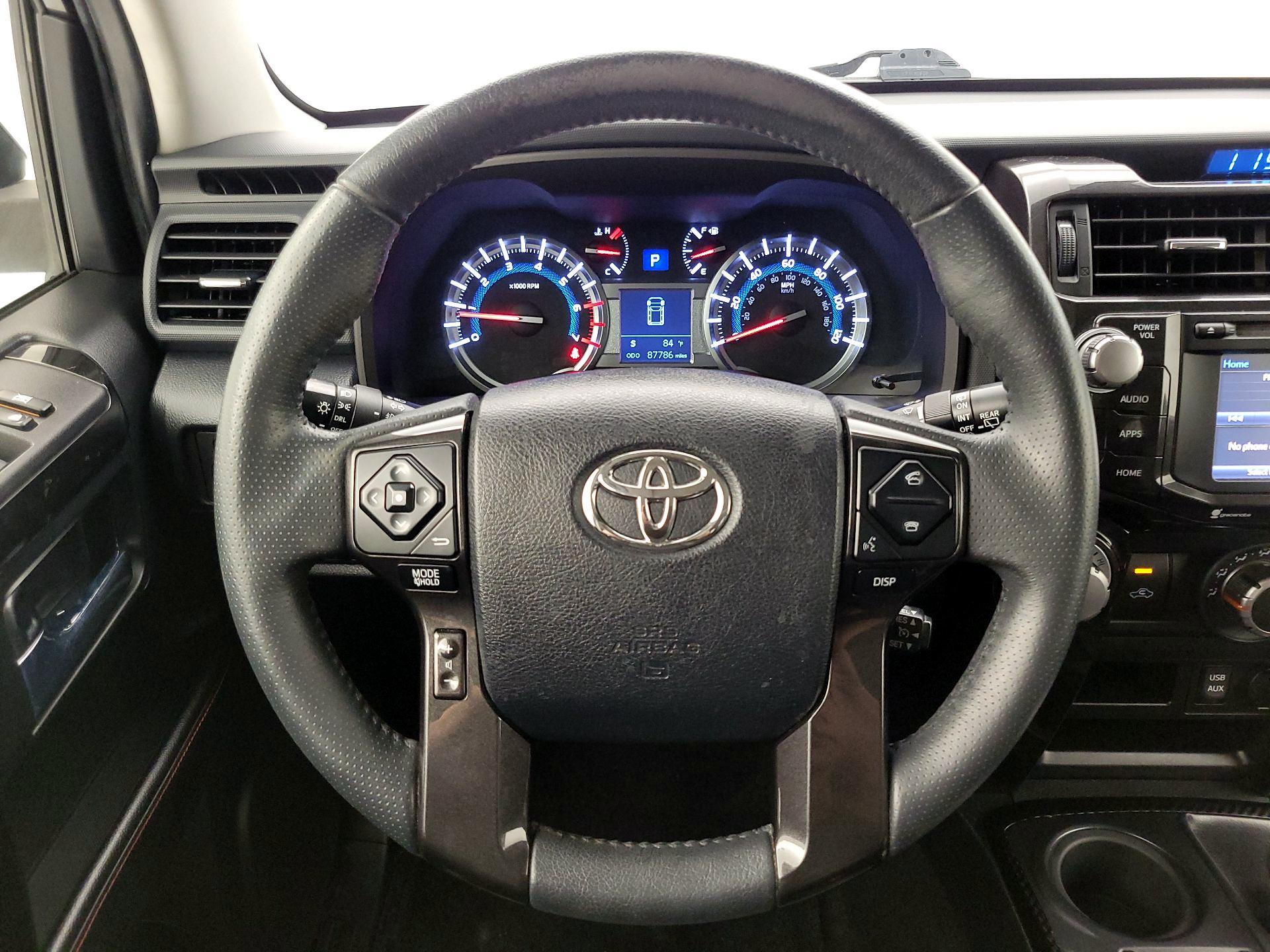 Thumbnail: 2017 Toyota 4Runner - 10