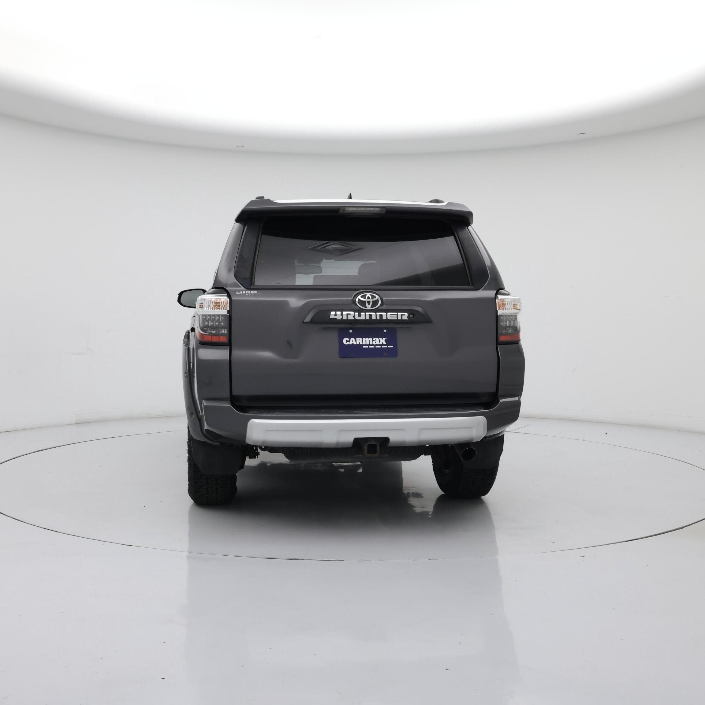 Thumbnail: 2017 Toyota 4Runner - 6