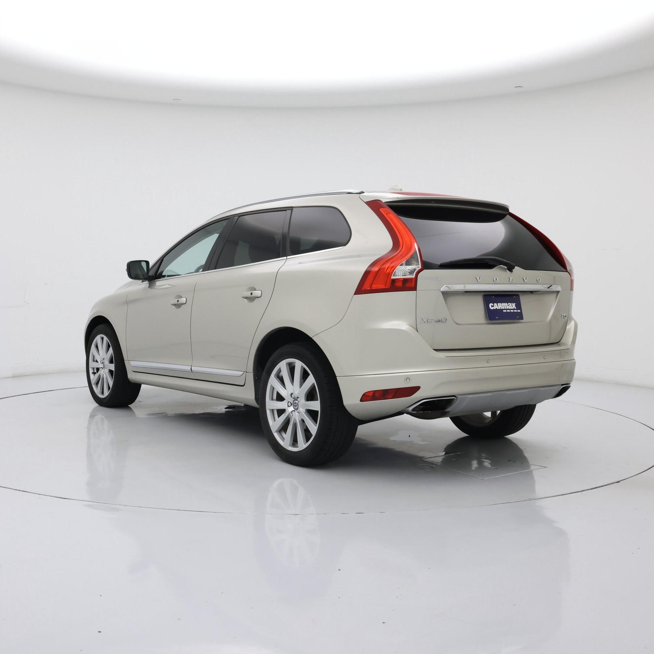 Thumbnail: 2017 Volvo XC60 - 2