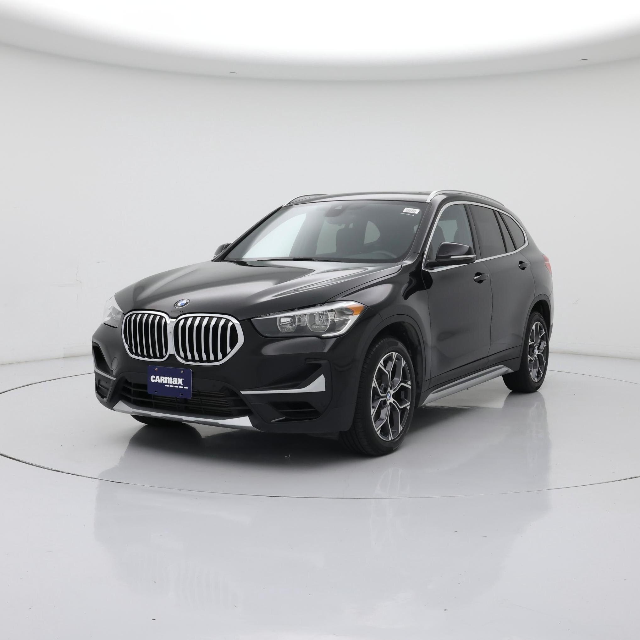 Thumbnail: 2021 BMW X1 - 4