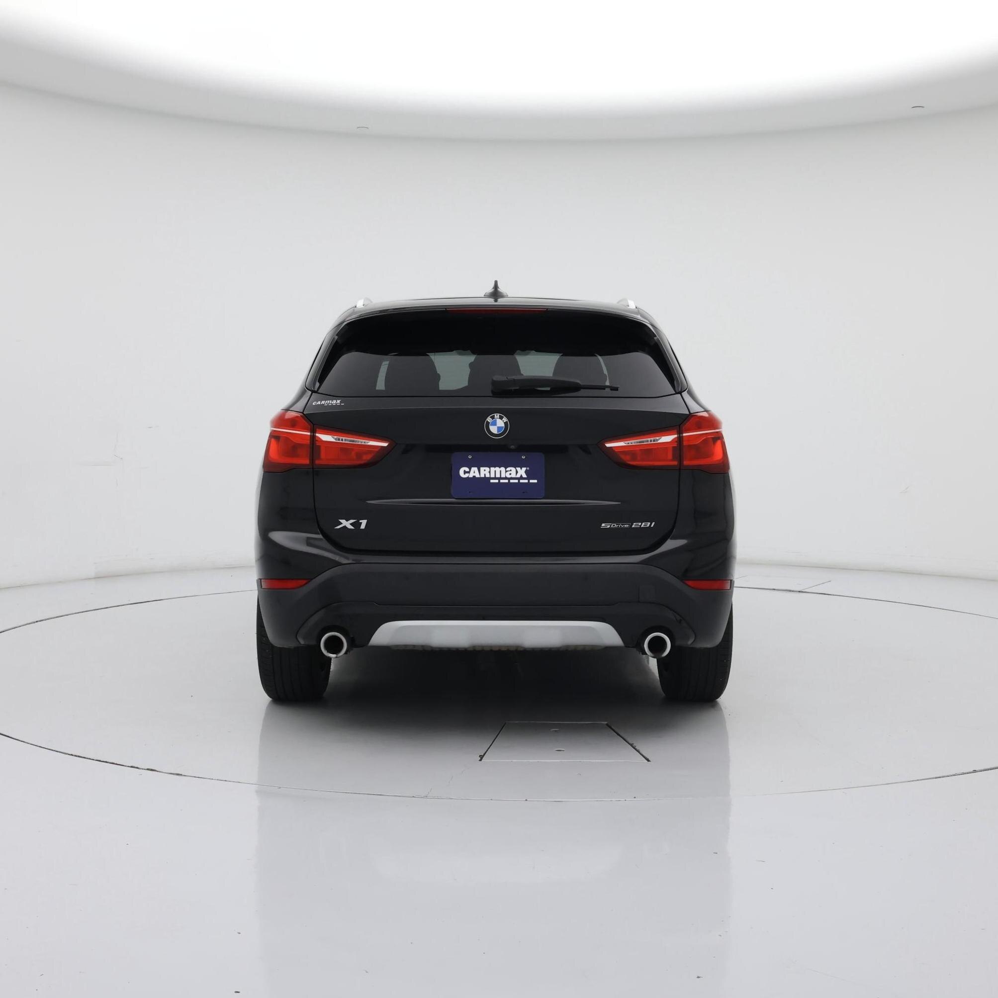 Thumbnail: 2021 BMW X1 - 6