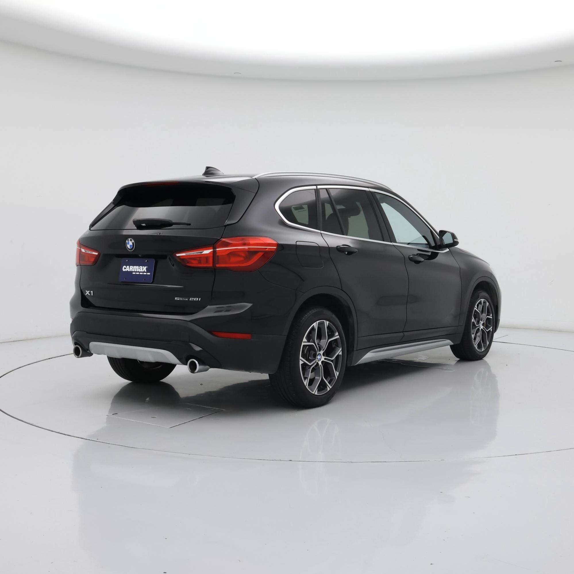 Thumbnail: 2021 BMW X1 - 8