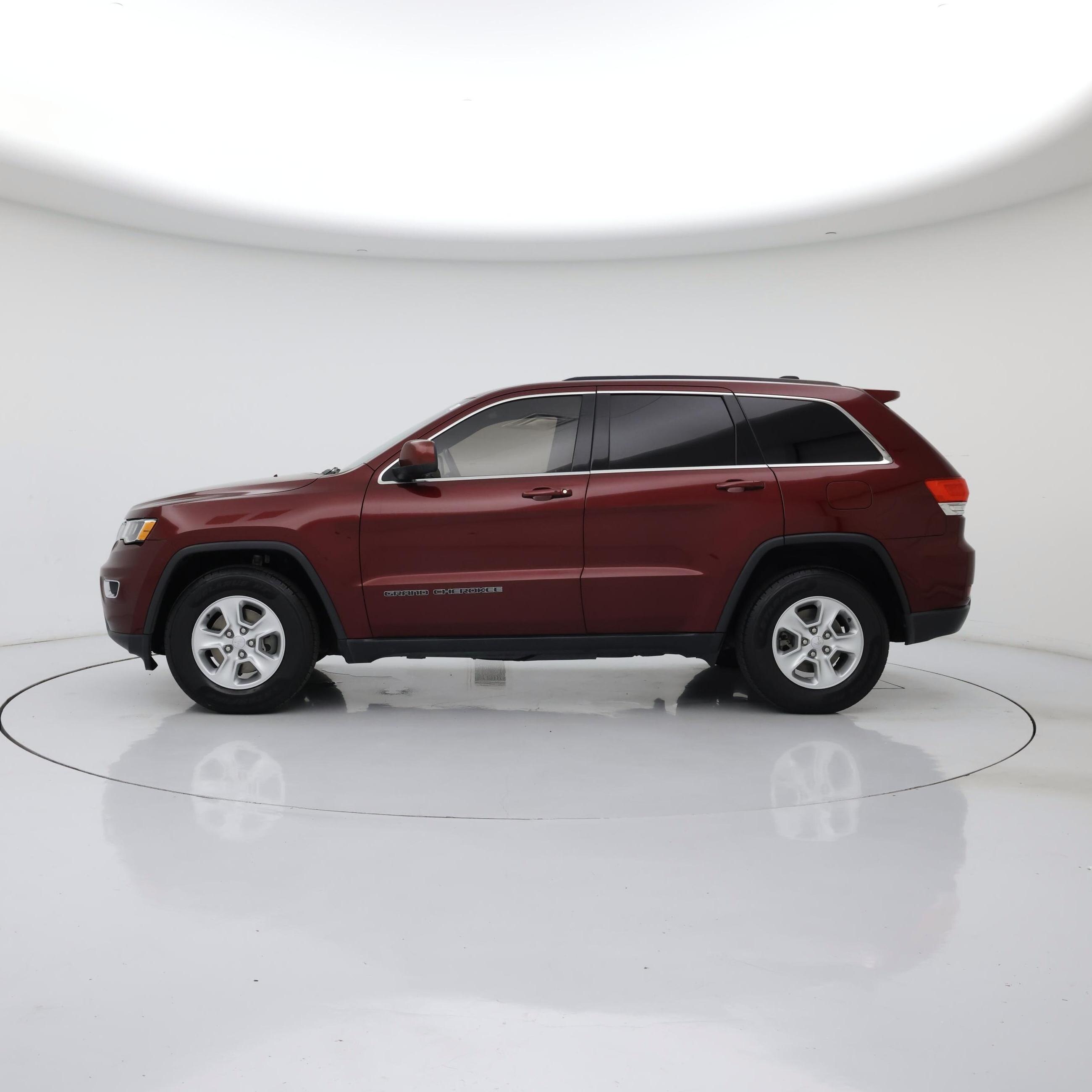 Thumbnail: 2017 Jeep Grand Cherokee - 3