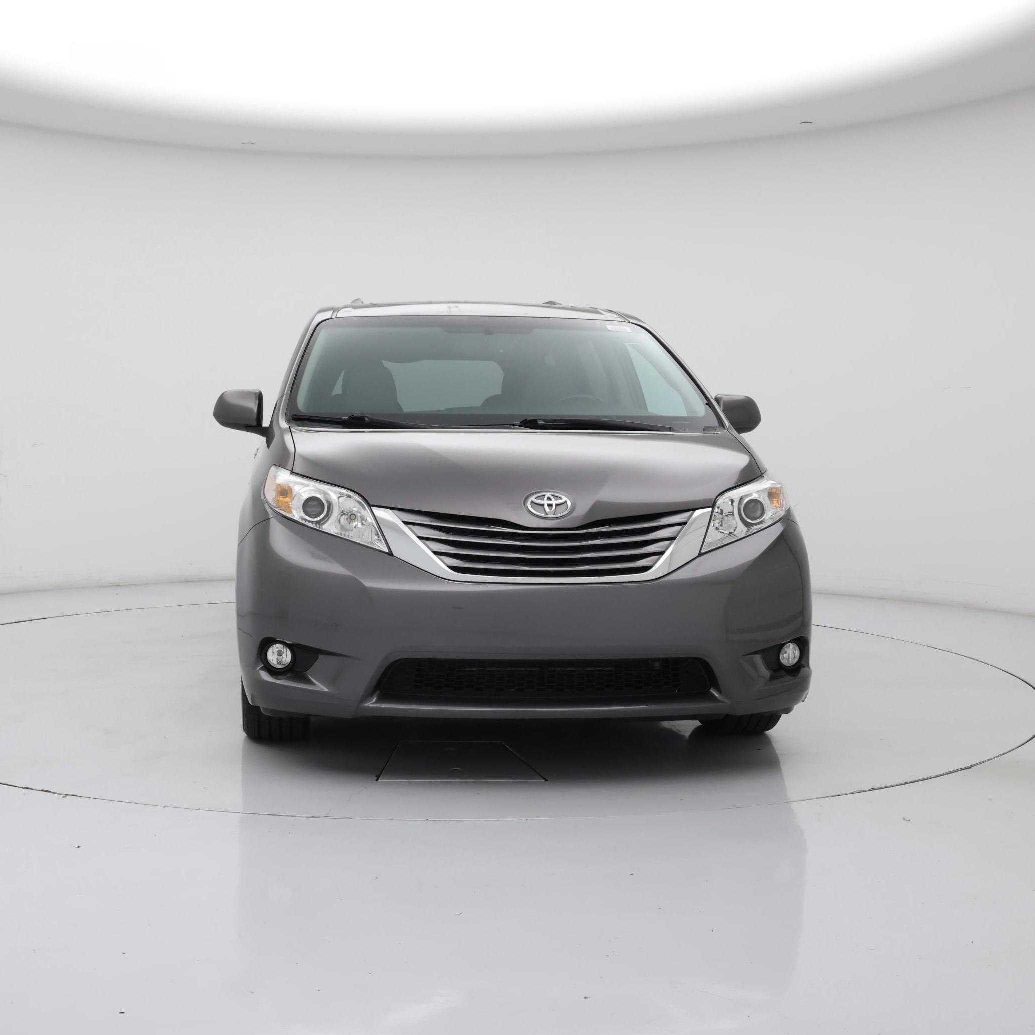 Thumbnail: 2016 Toyota Sienna - 5