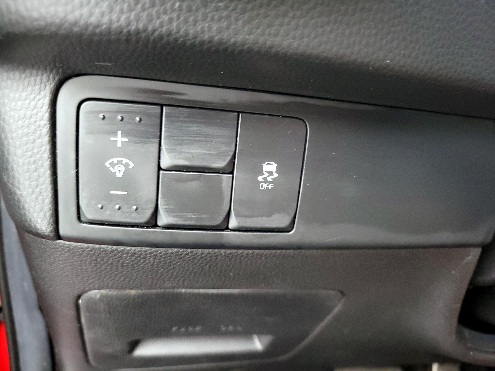 Thumbnail: 2016 Kia Soul - 13