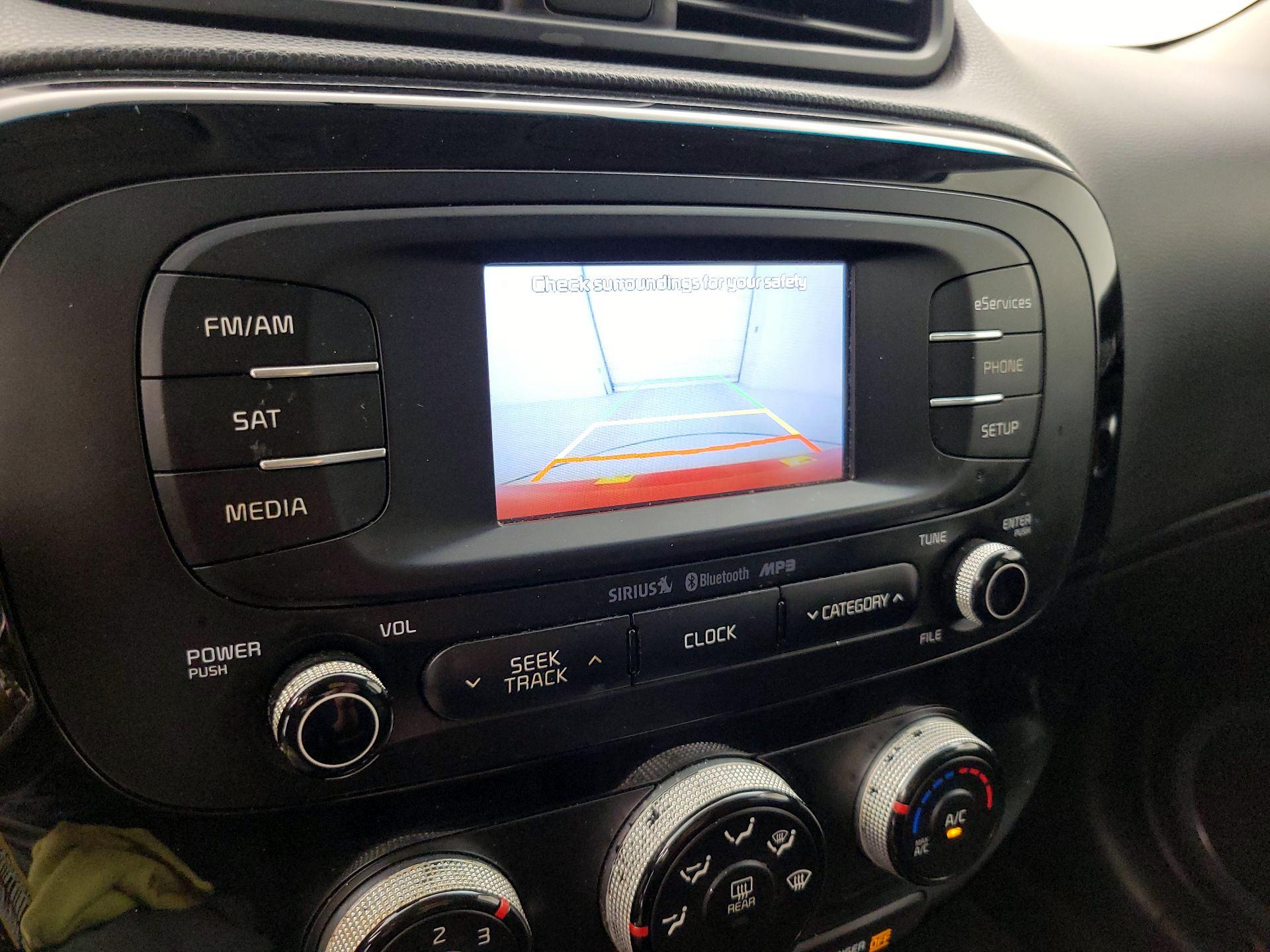 Thumbnail: 2016 Kia Soul - 14