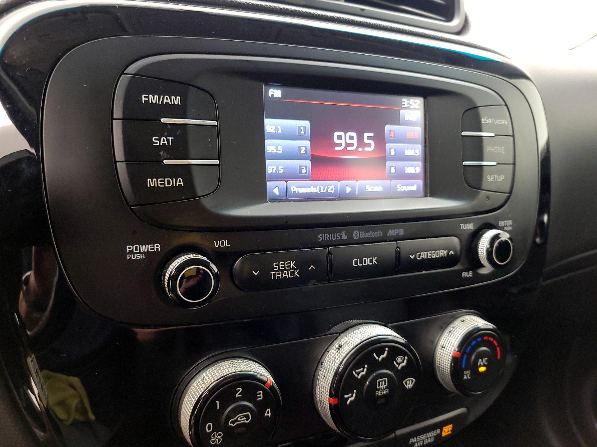 Thumbnail: 2016 Kia Soul - 15