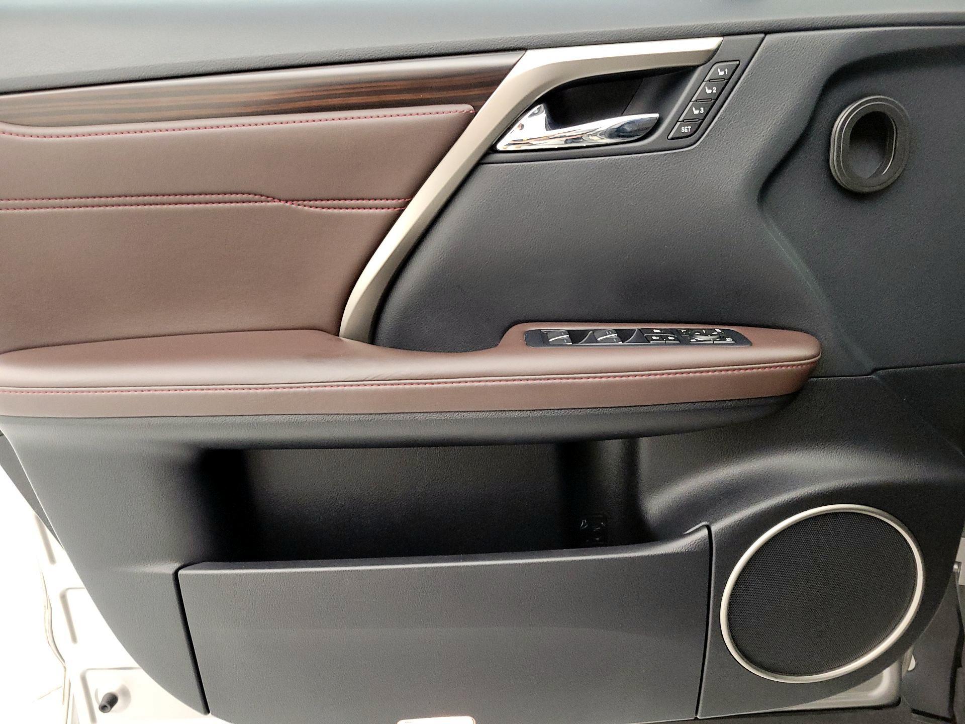 Thumbnail: 2018 Lexus RX - 12