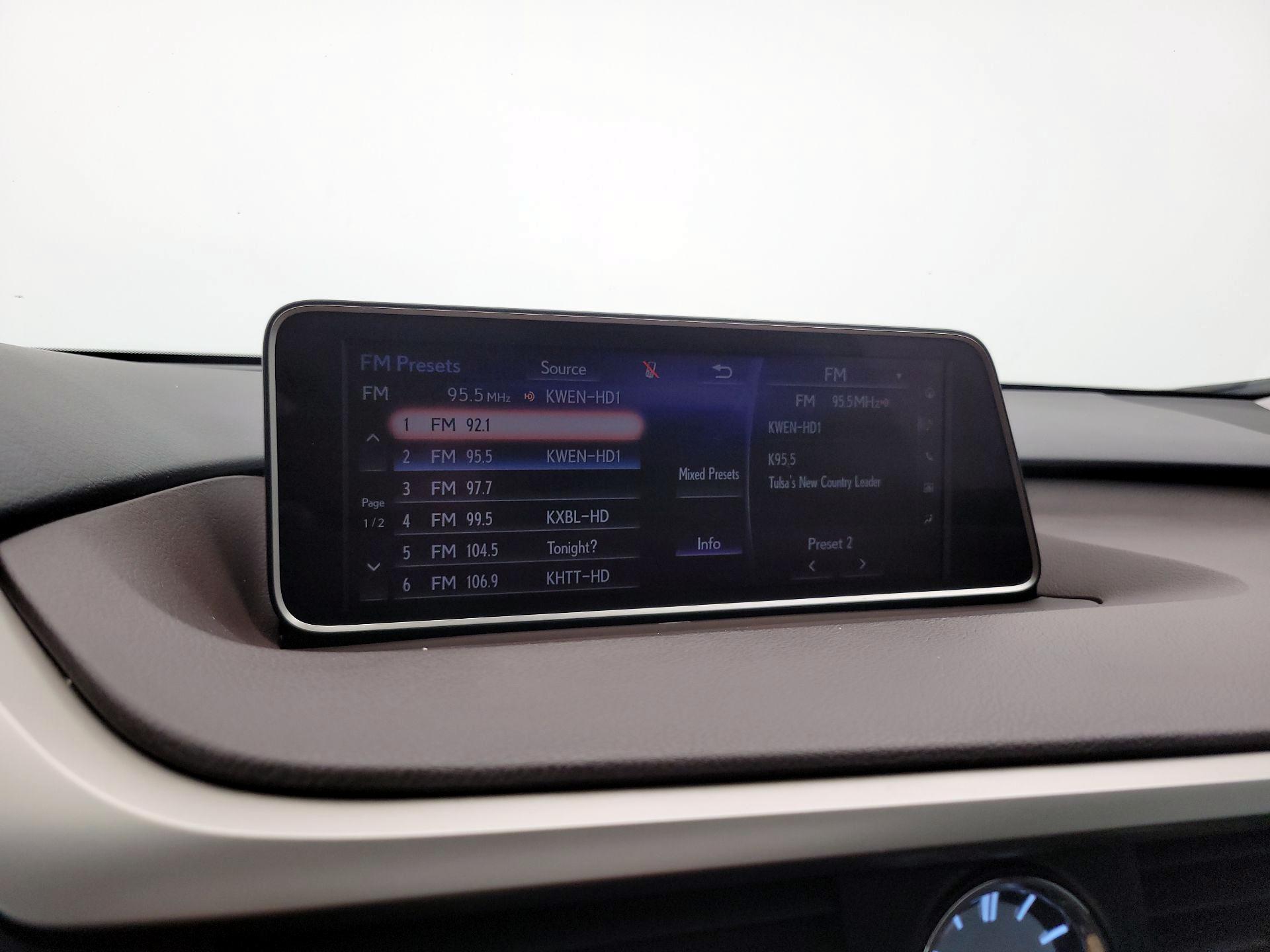 Thumbnail: 2018 Lexus RX - 16