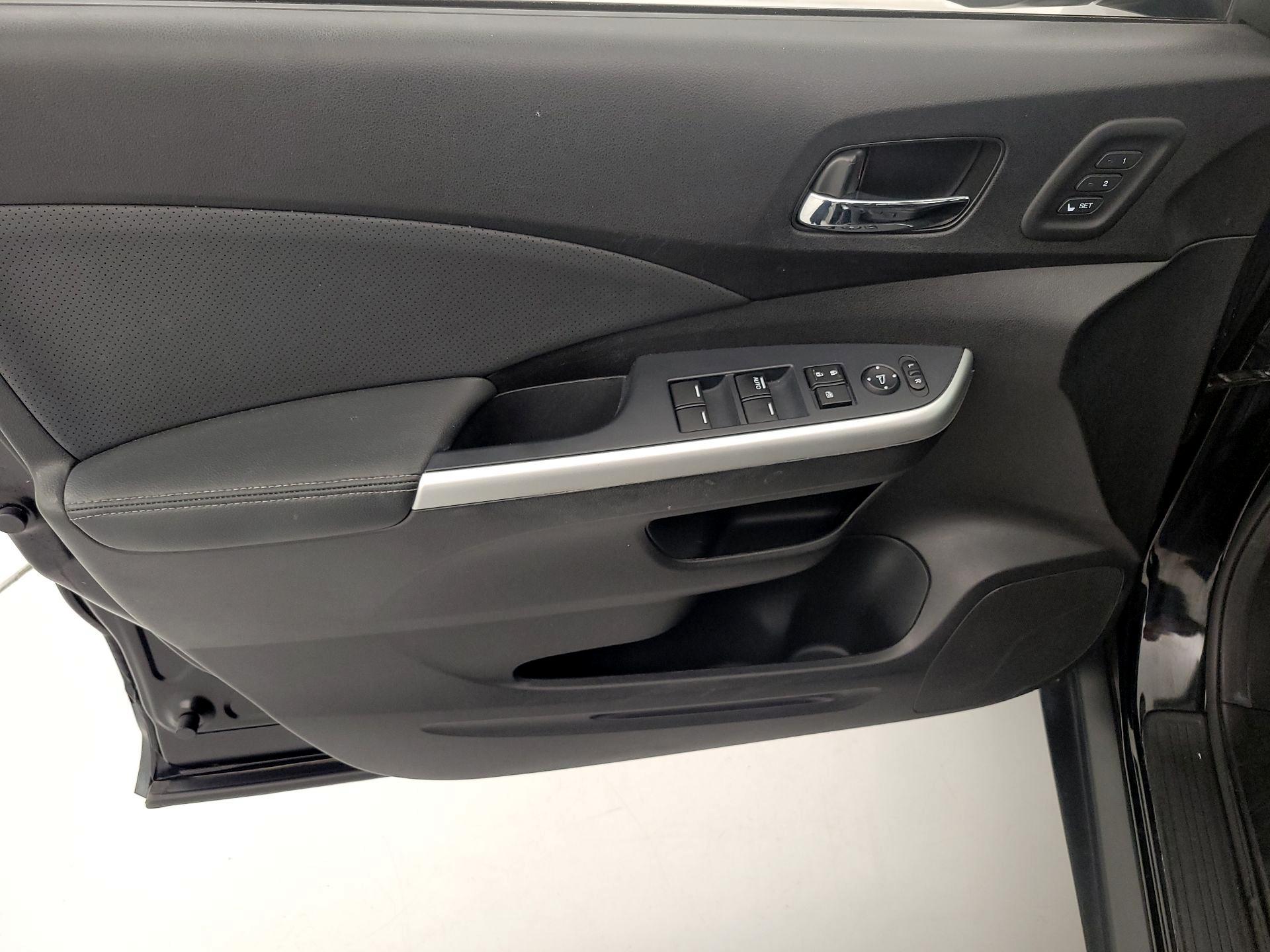 Thumbnail: 2016 Honda CR-V - 12