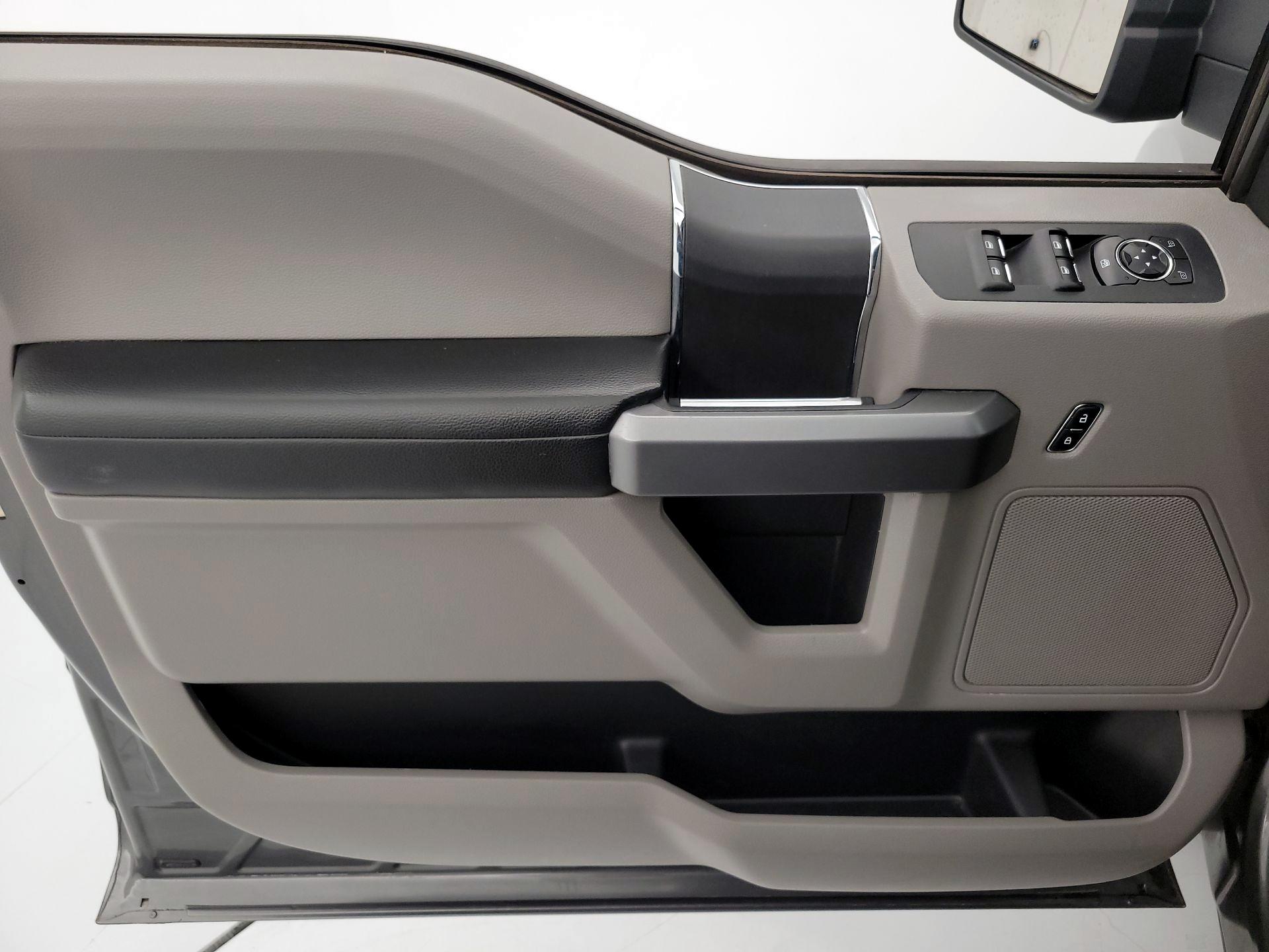 Thumbnail: 2016 Ford F-150 - 12