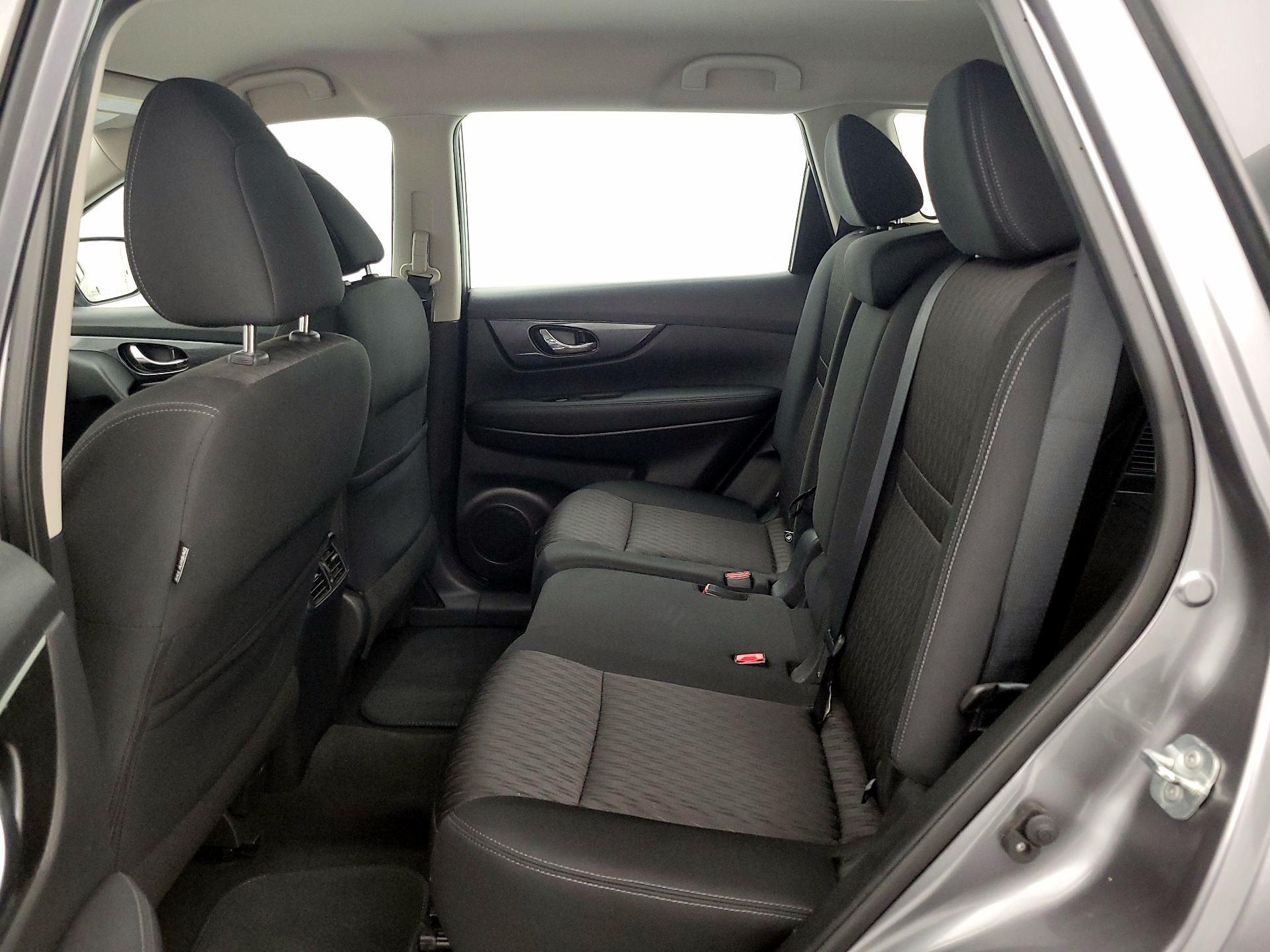 Thumbnail: 2018 Nissan Rogue - 19