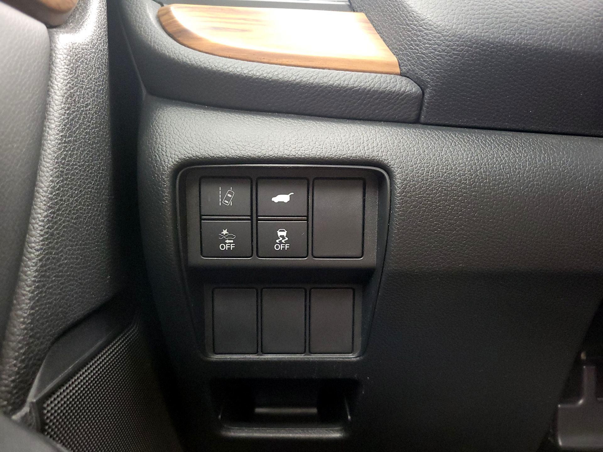Thumbnail: 2017 Honda CR-V - 13