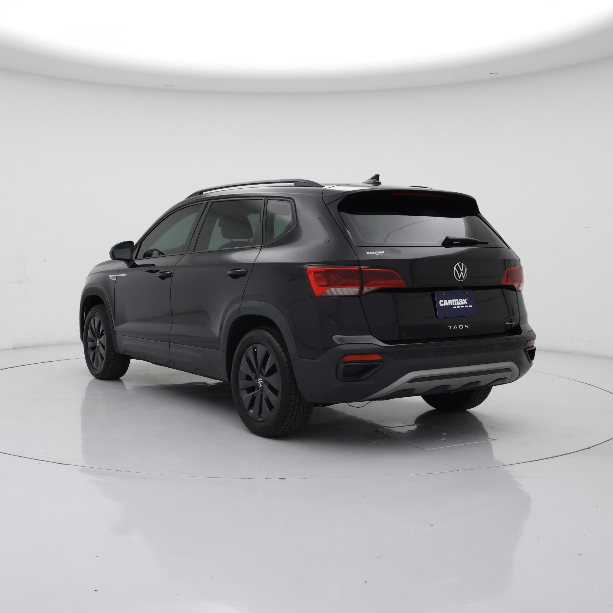 Thumbnail: 2022 Volkswagen Taos - 2