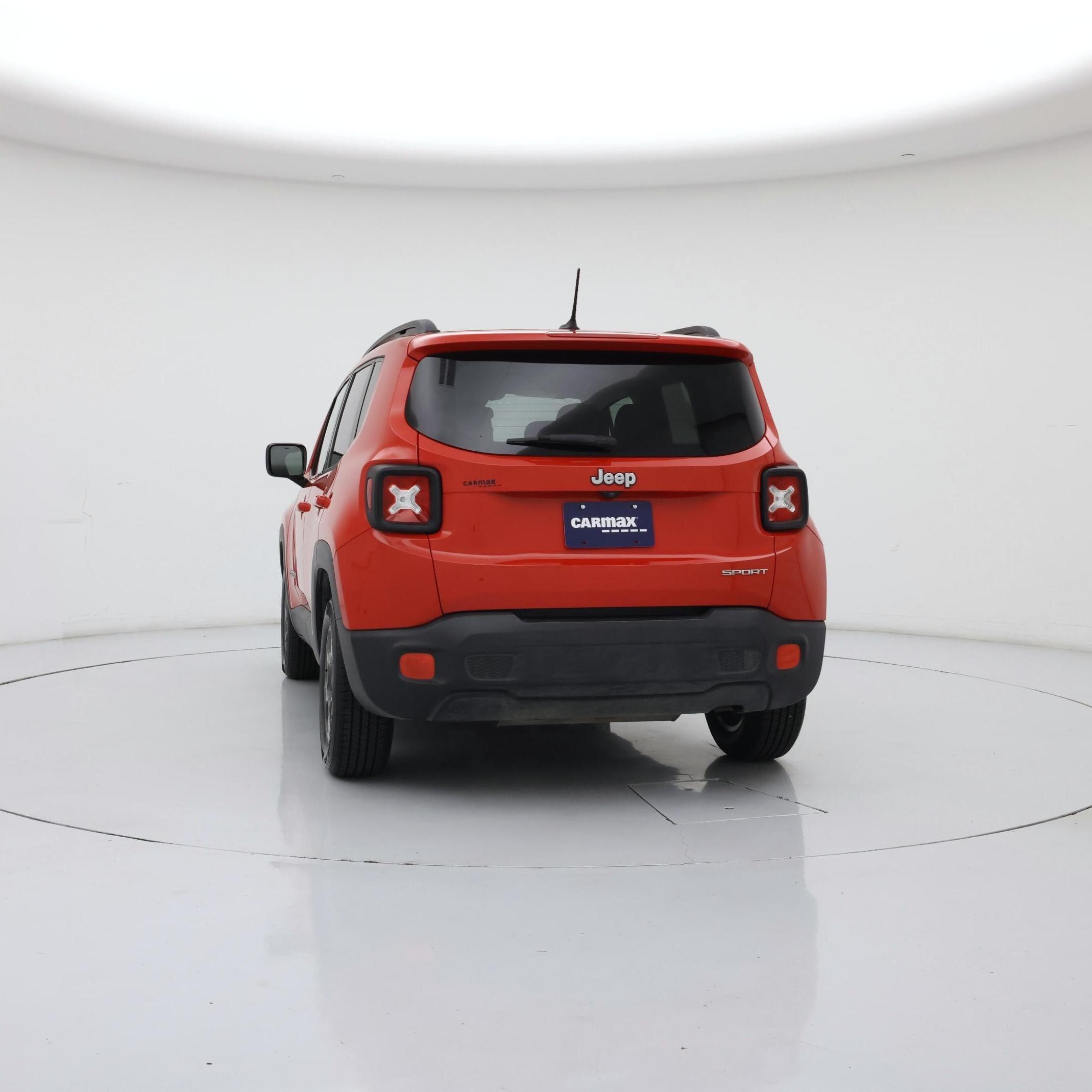 Thumbnail: 2016 Jeep Renegade - 6