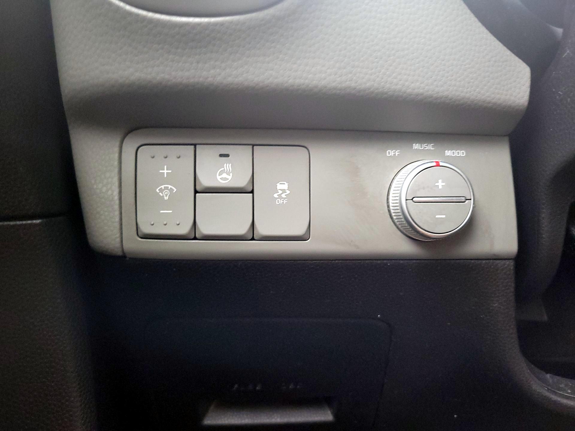 Thumbnail: 2016 Kia Soul - 13