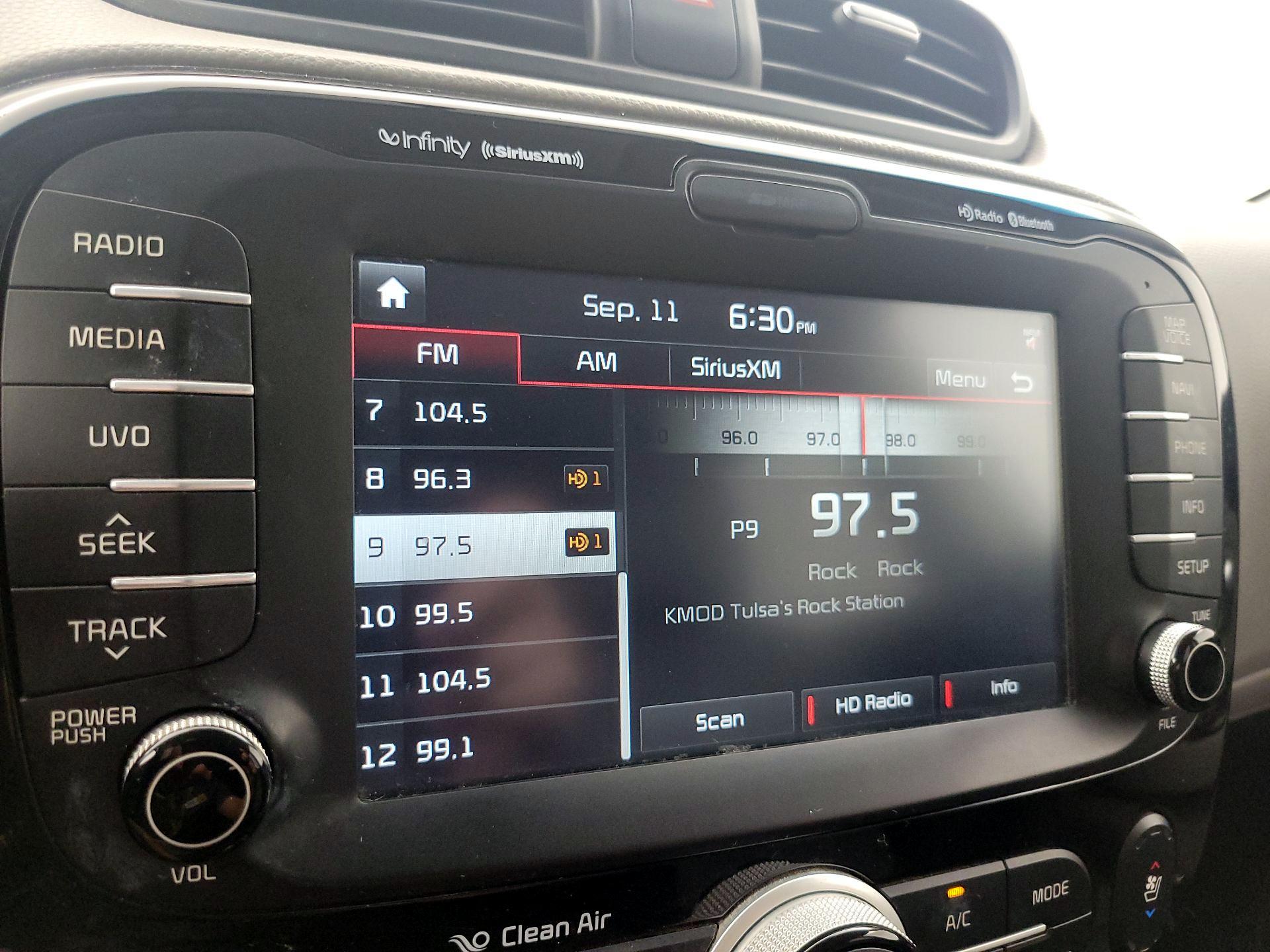Thumbnail: 2016 Kia Soul - 16