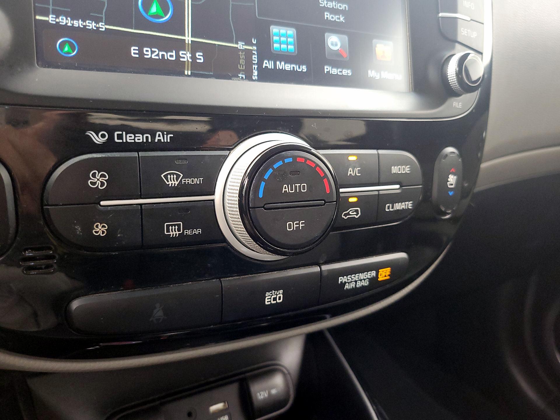Thumbnail: 2016 Kia Soul - 17