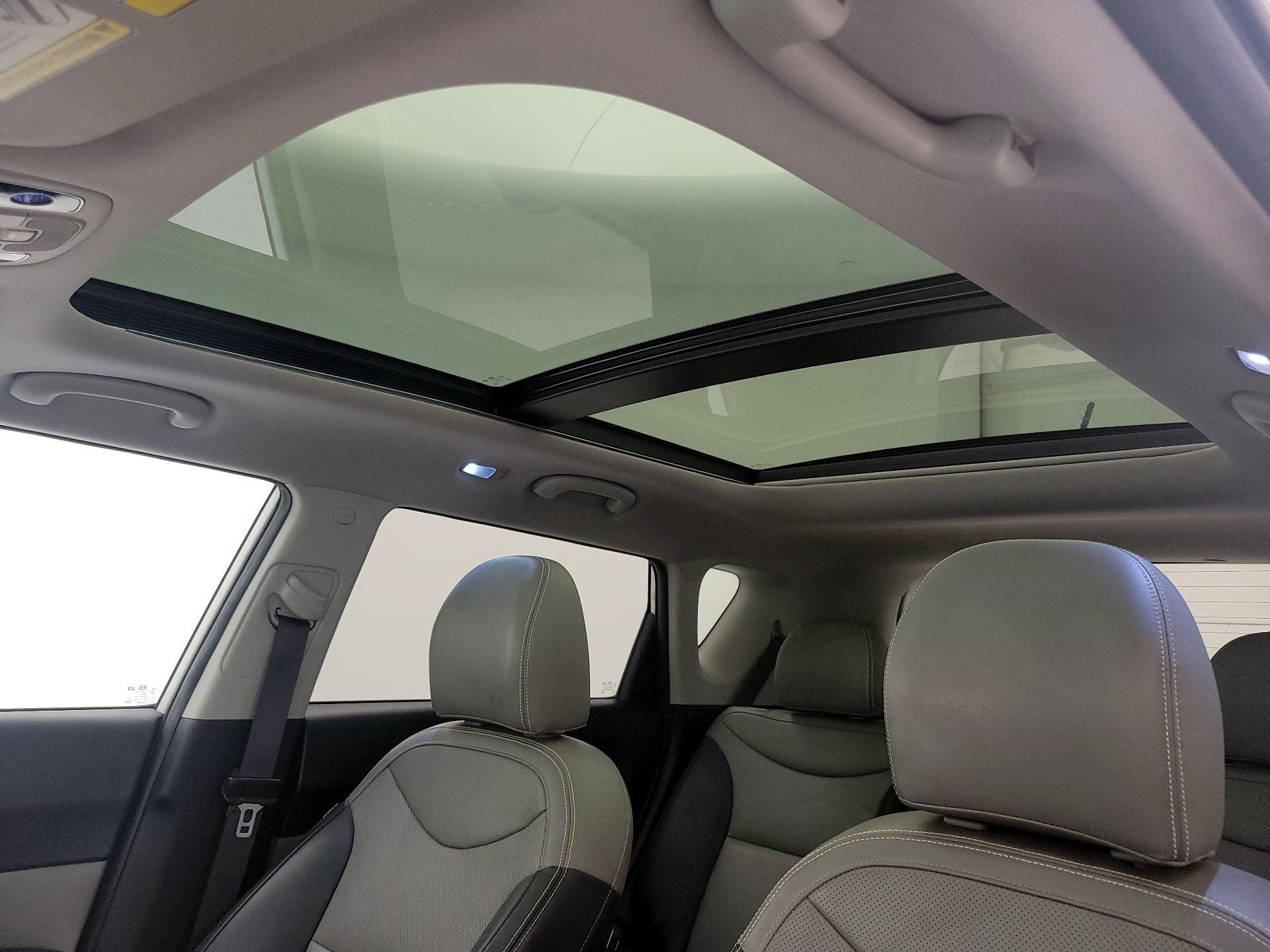 Thumbnail: 2016 Kia Soul - 20