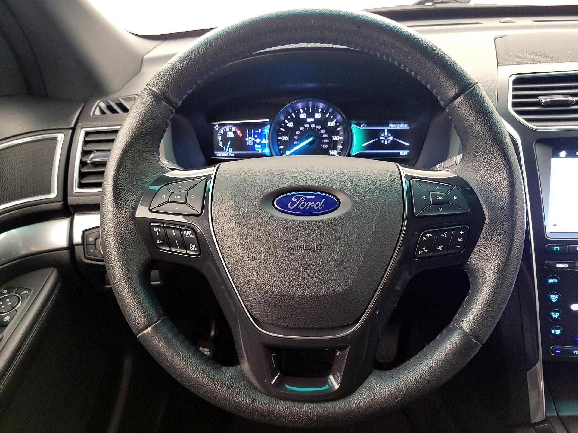 Thumbnail: 2017 Ford Explorer - 10