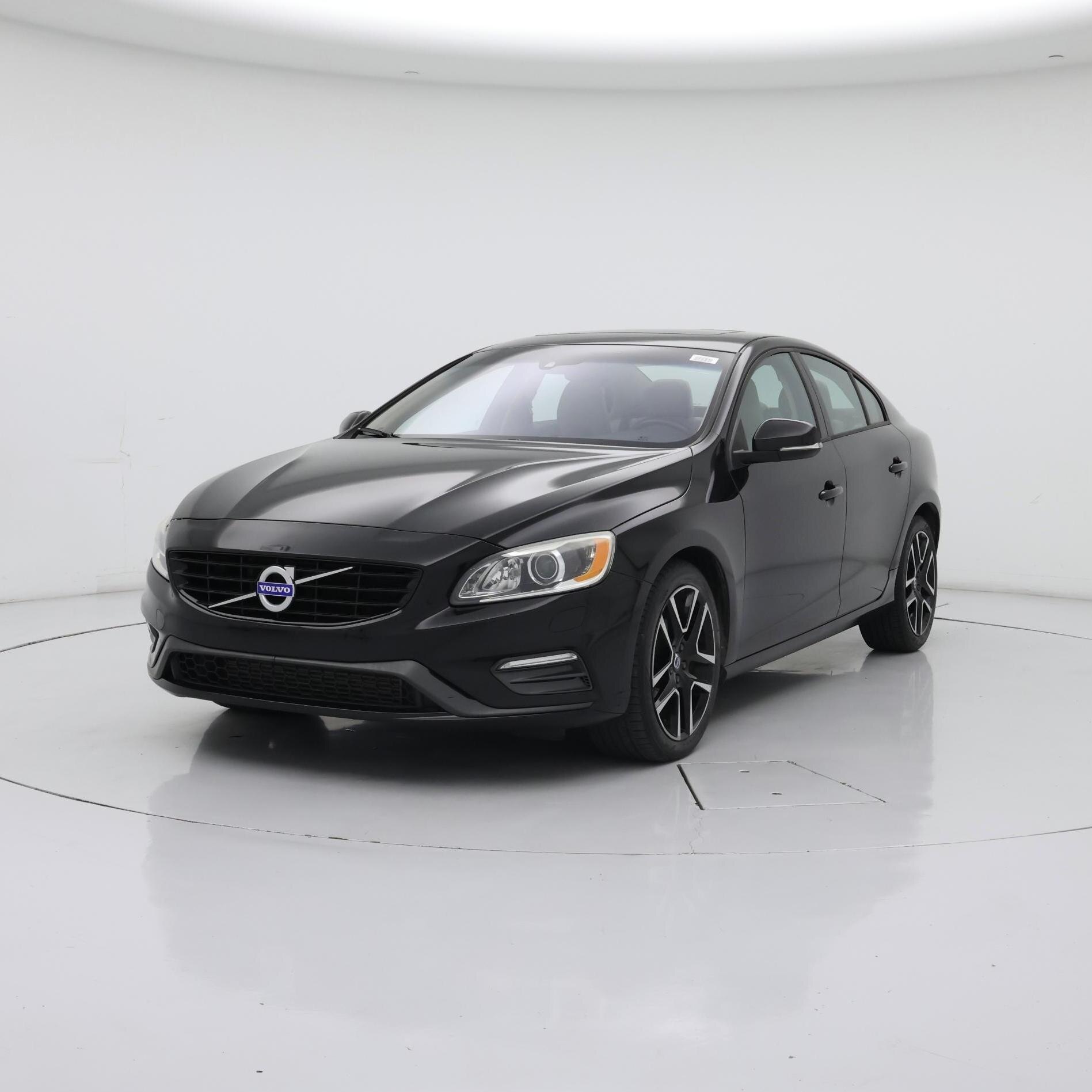 Thumbnail: 2017 Volvo S60 - 4