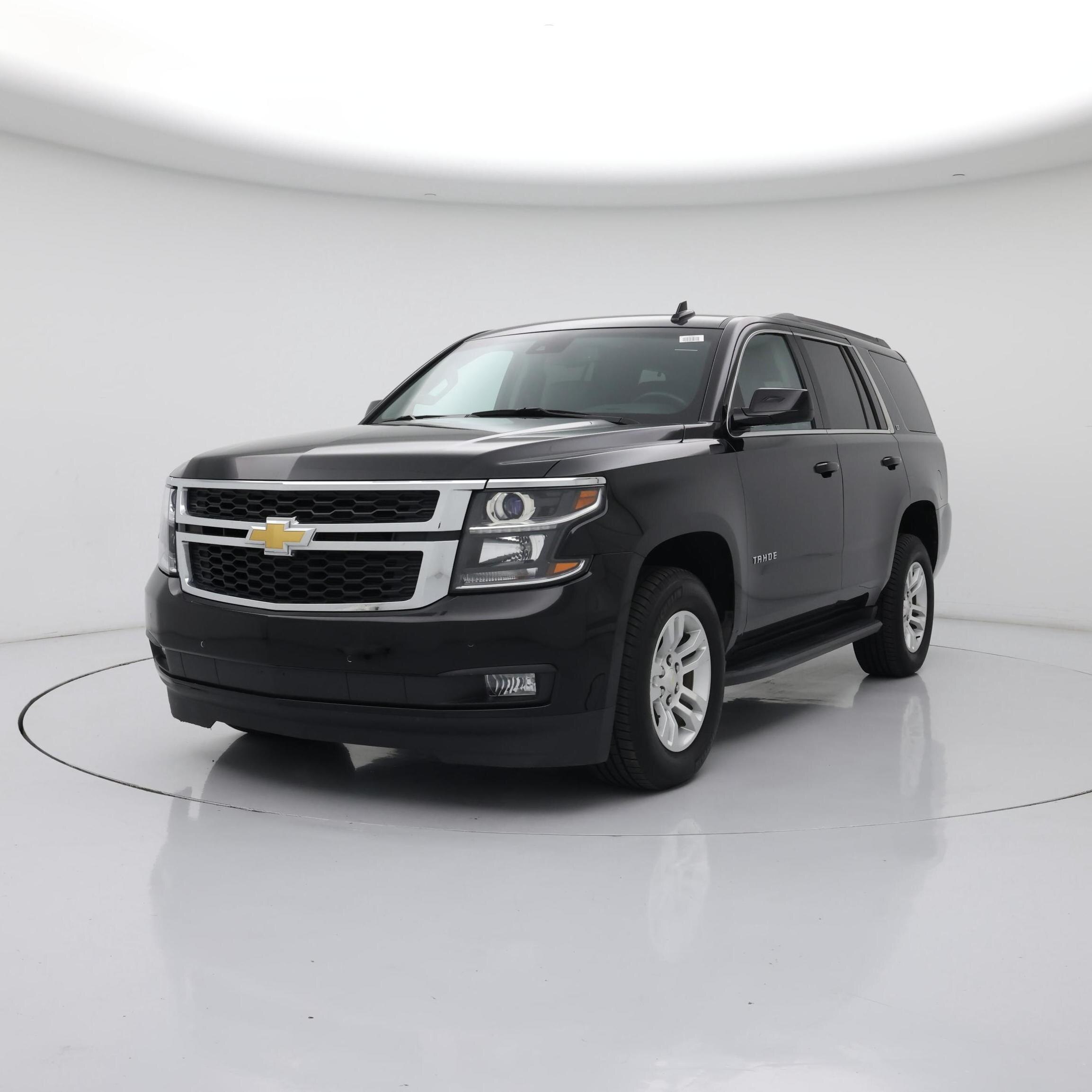 Thumbnail: 2017 Chevrolet Tahoe - 4