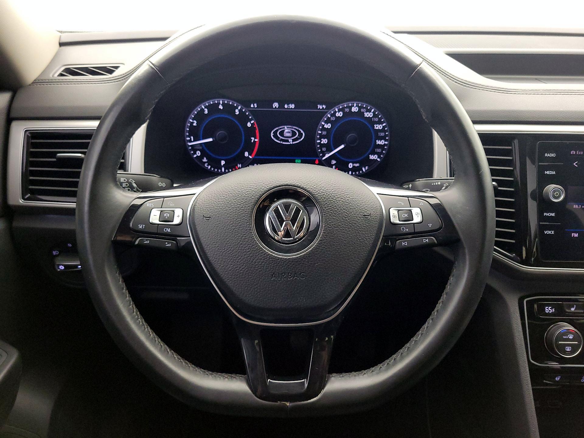 Thumbnail: 2018 Volkswagen Atlas - 10