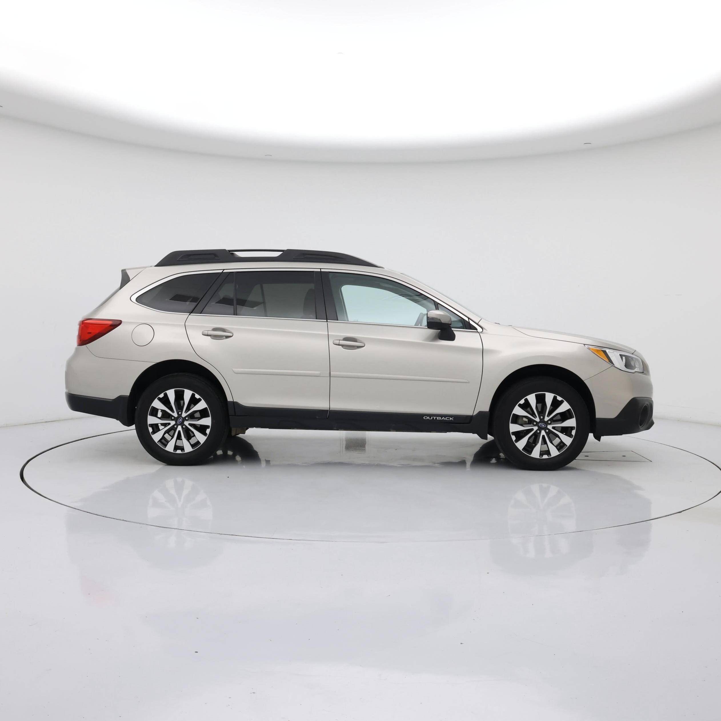 Thumbnail: 2015 Subaru Outback - 7