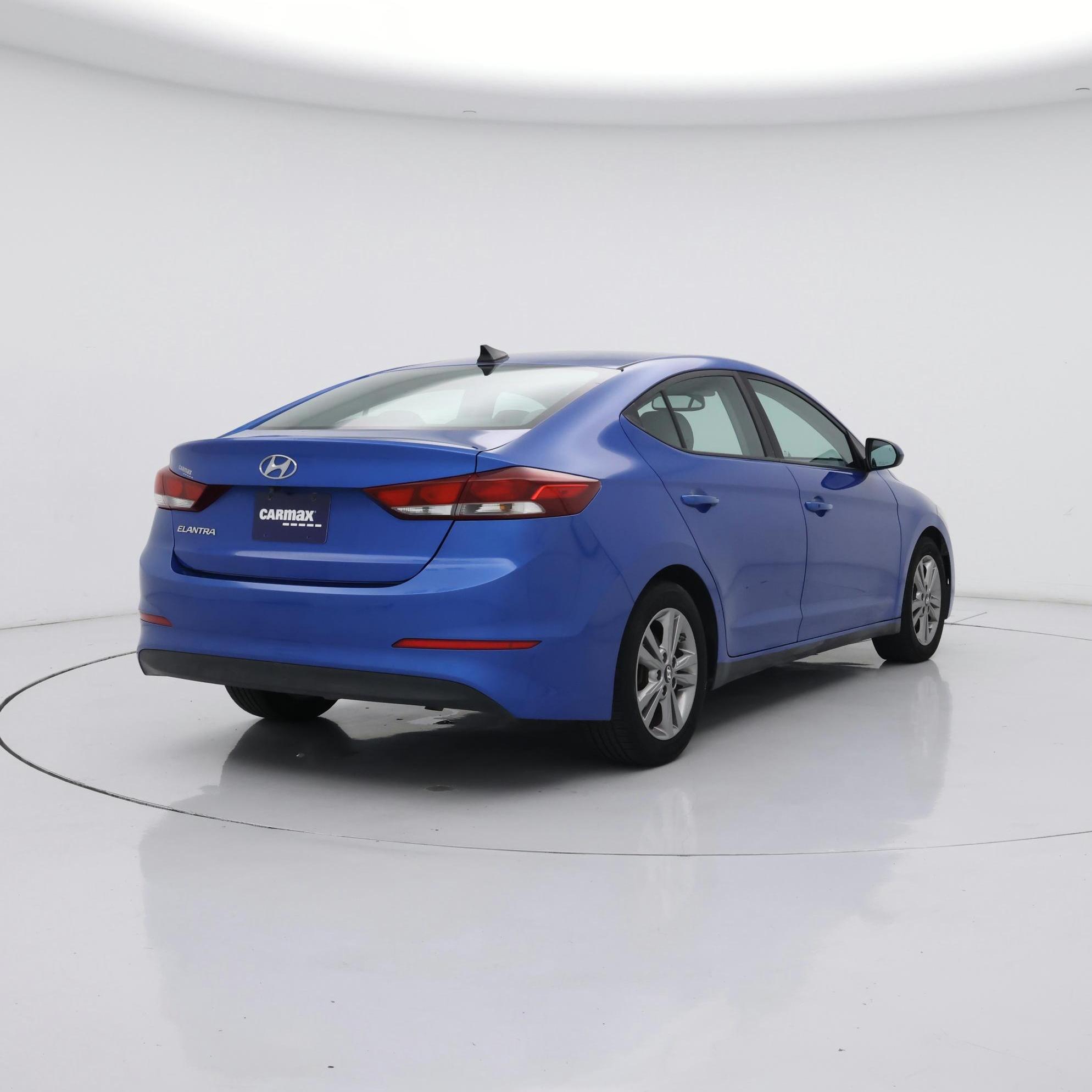 Thumbnail: 2018 Hyundai Elantra - 8
