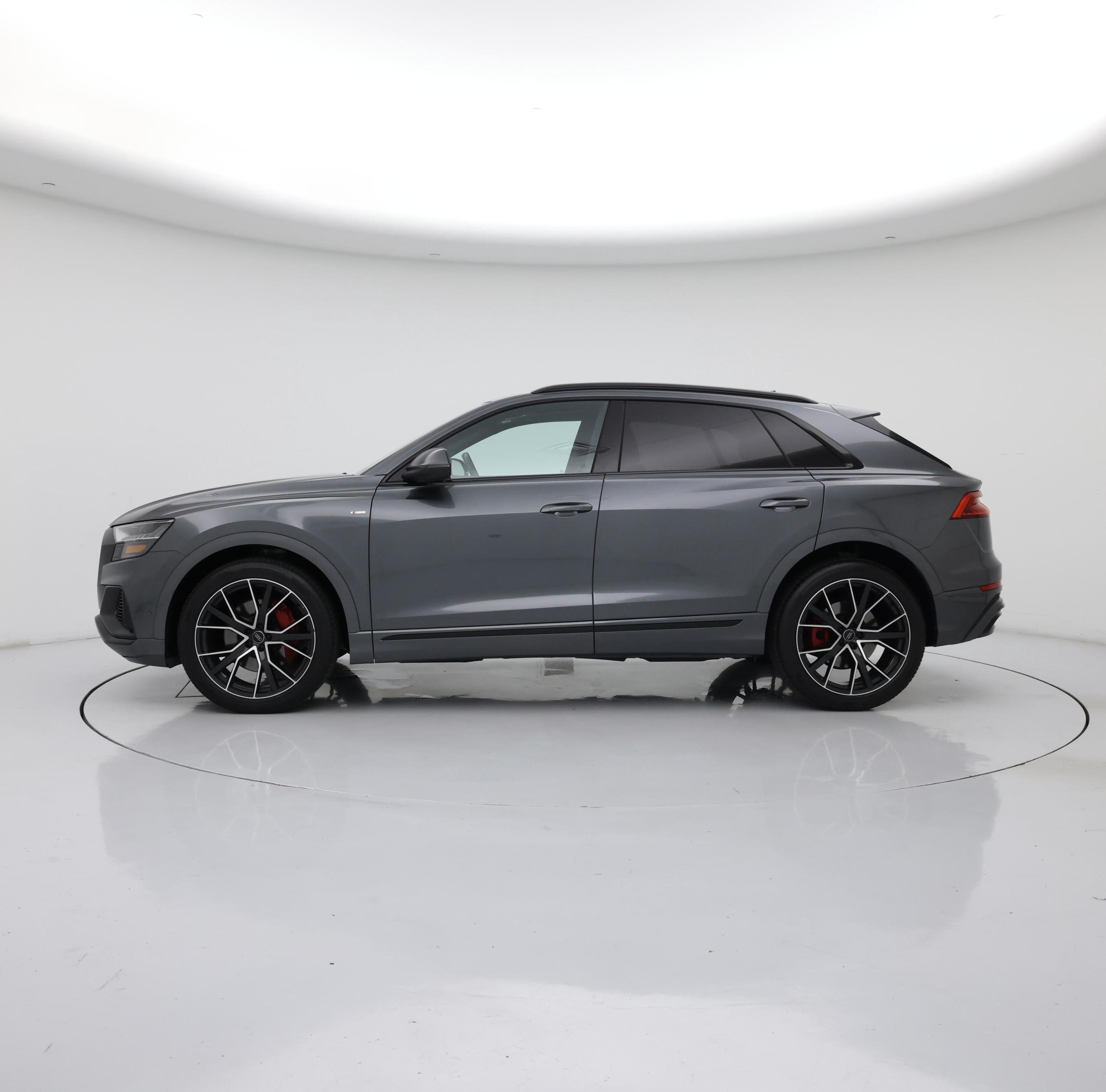 Thumbnail: 2019 Audi Q8 - 3